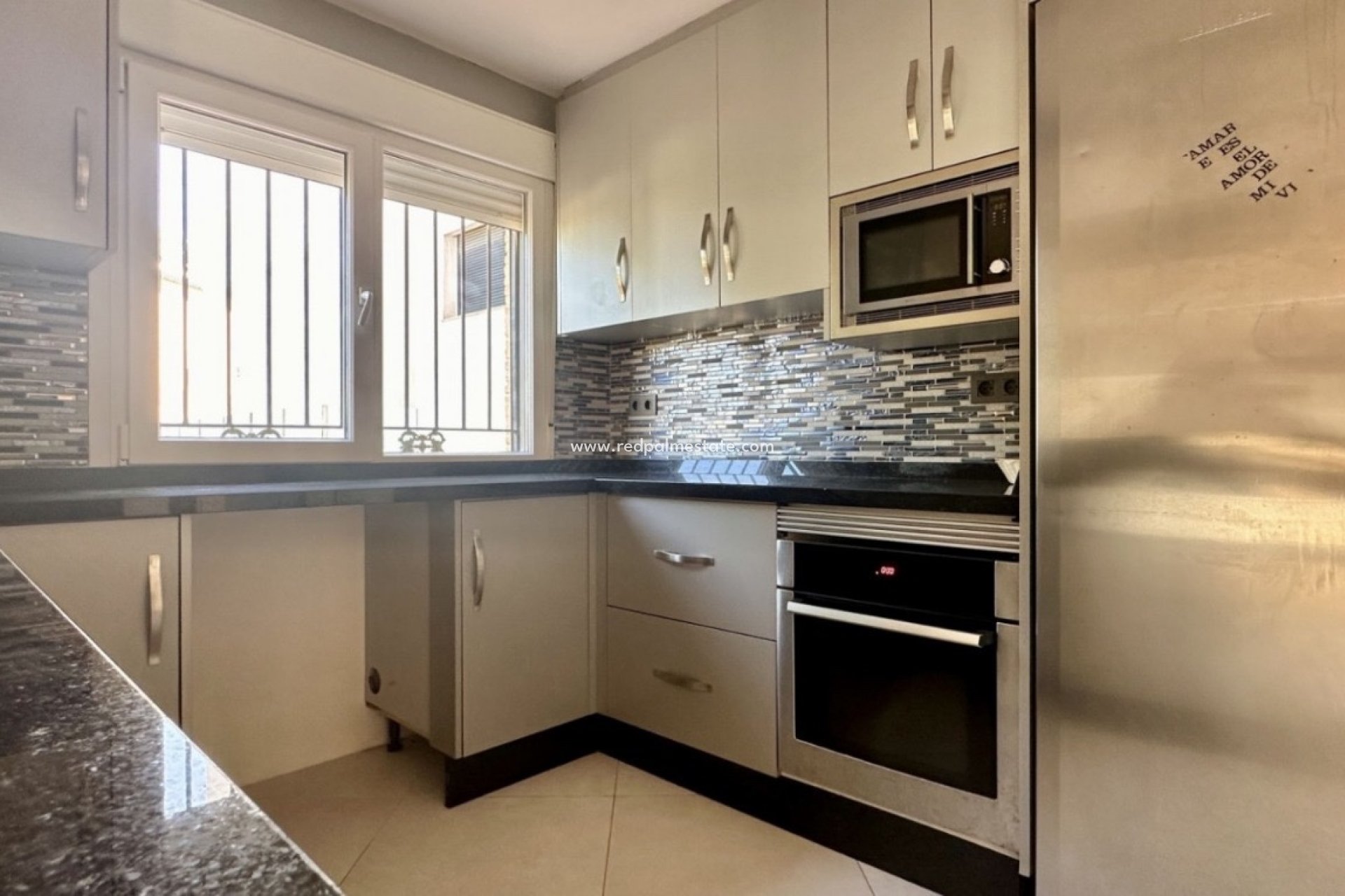 Återförsäljning - Villa -
Orihuela Costa - Villamartín