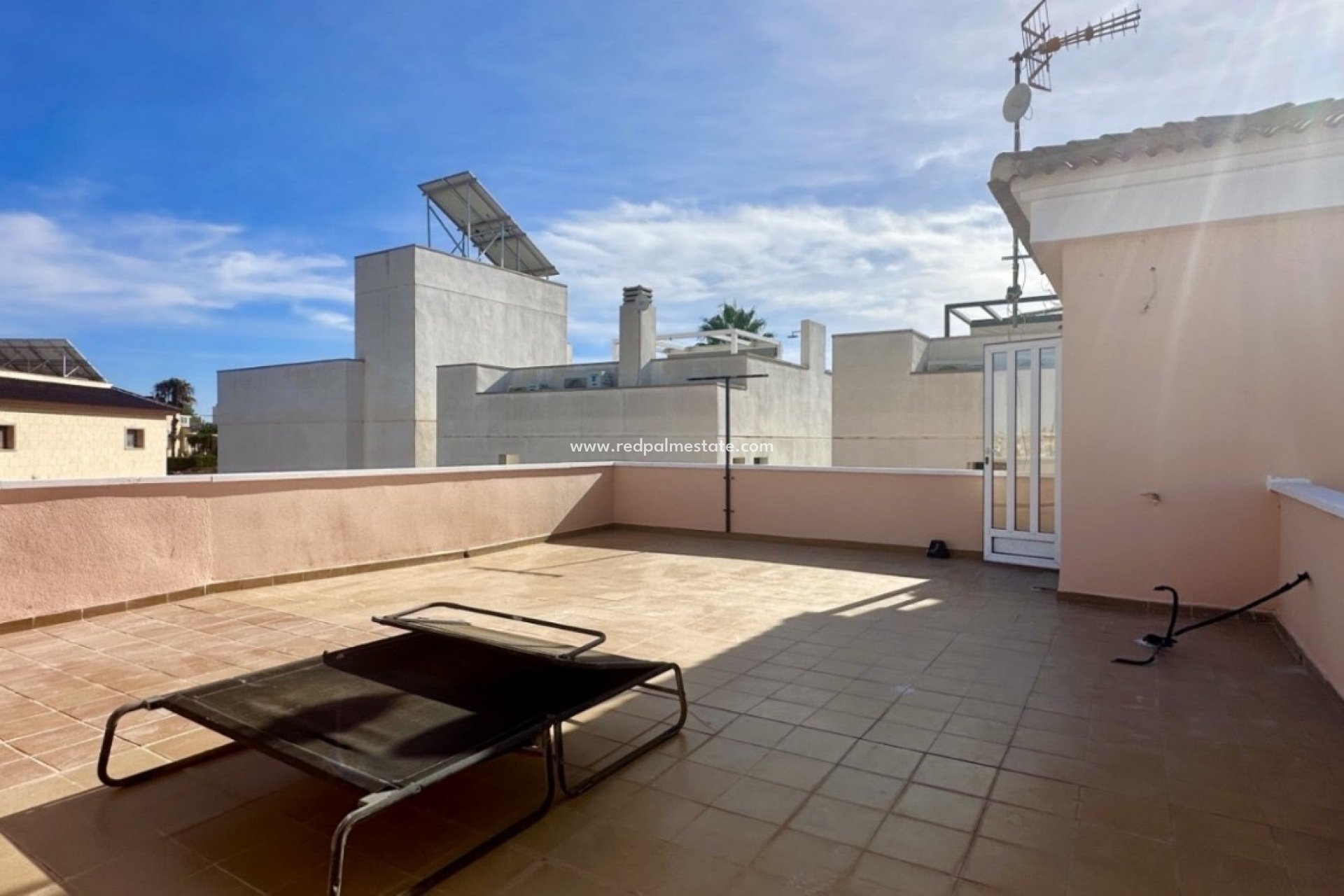 Återförsäljning - Villa -
Orihuela Costa - Villamartín