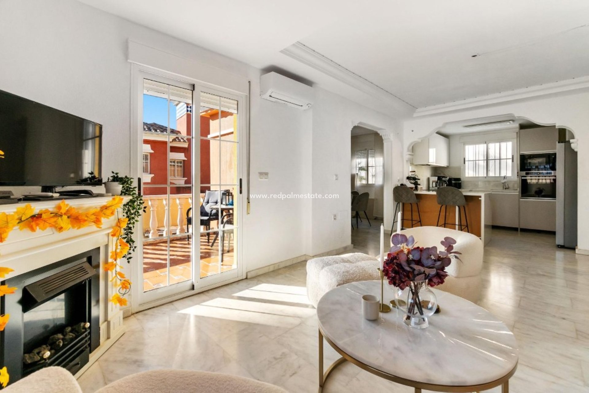 Återförsäljning - Villa -
Orihuela Costa - Villamartín