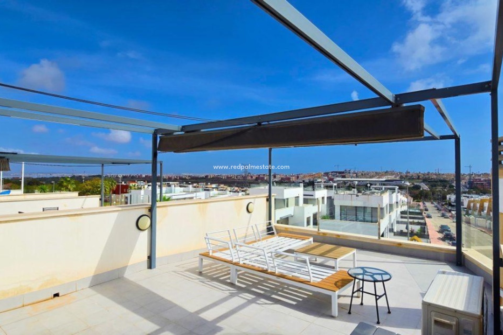 Återförsäljning - Villa -
Orihuela Costa - Villamartín