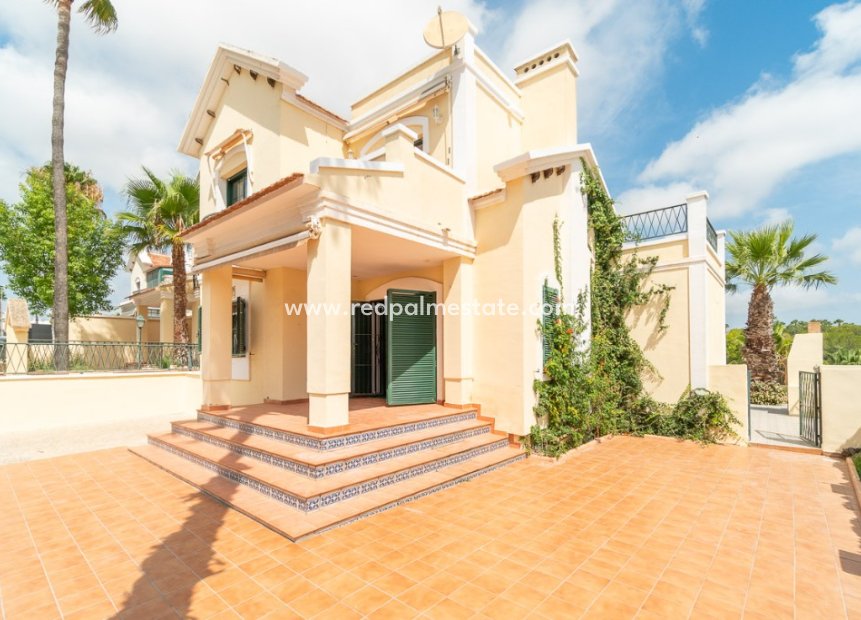 Återförsäljning - Villa -
Orihuela Costa - Villamartín
