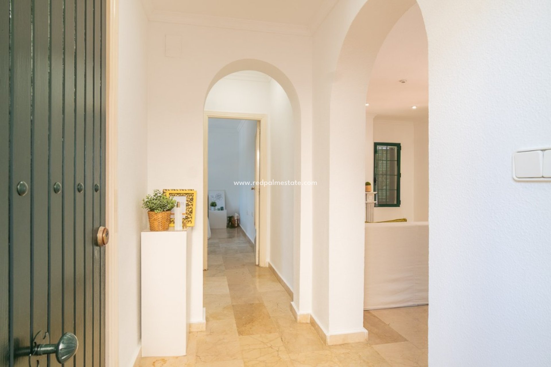 Återförsäljning - Villa -
Orihuela Costa - Villamartín