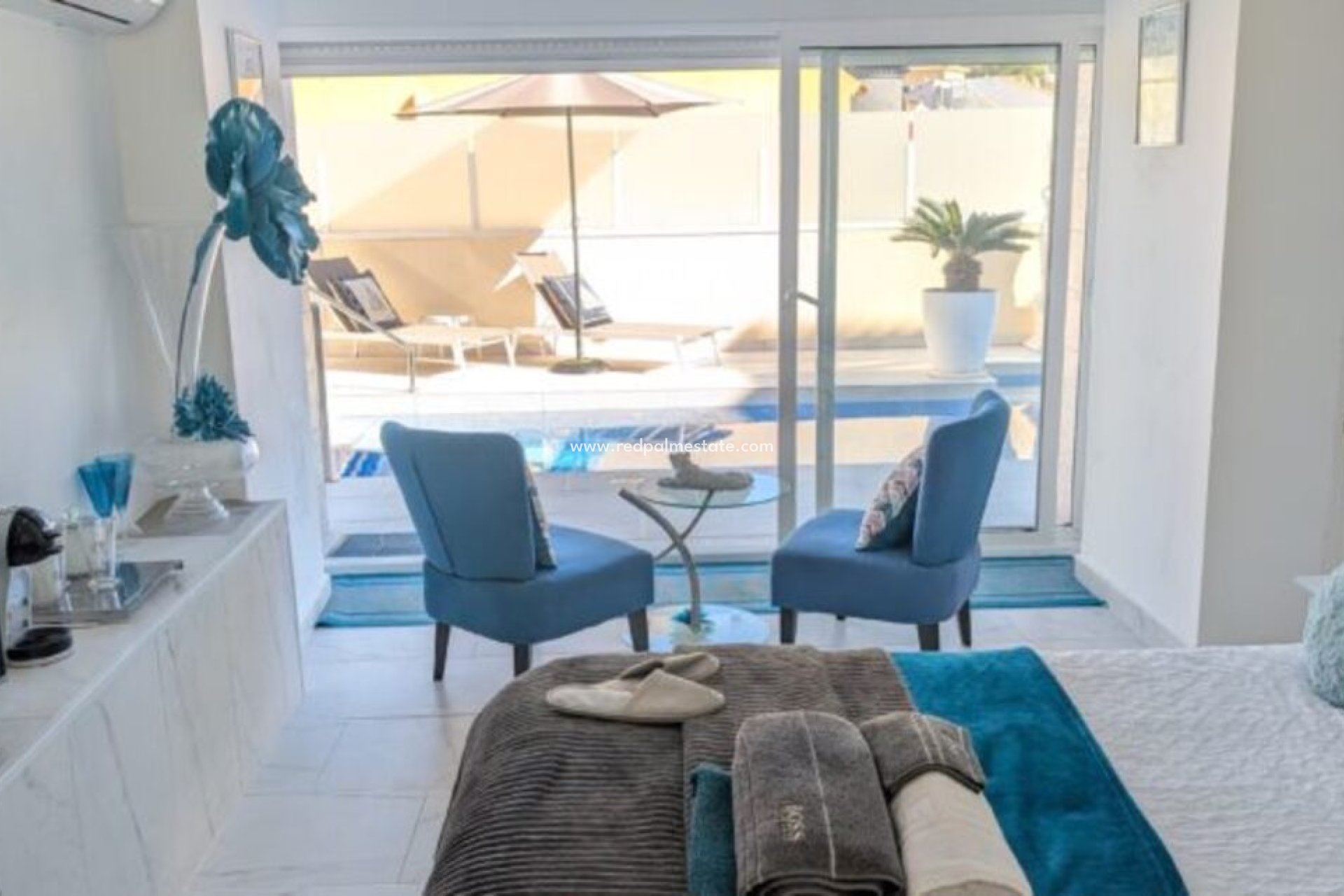 Återförsäljning - Villa -
Orihuela Costa - Villamartín