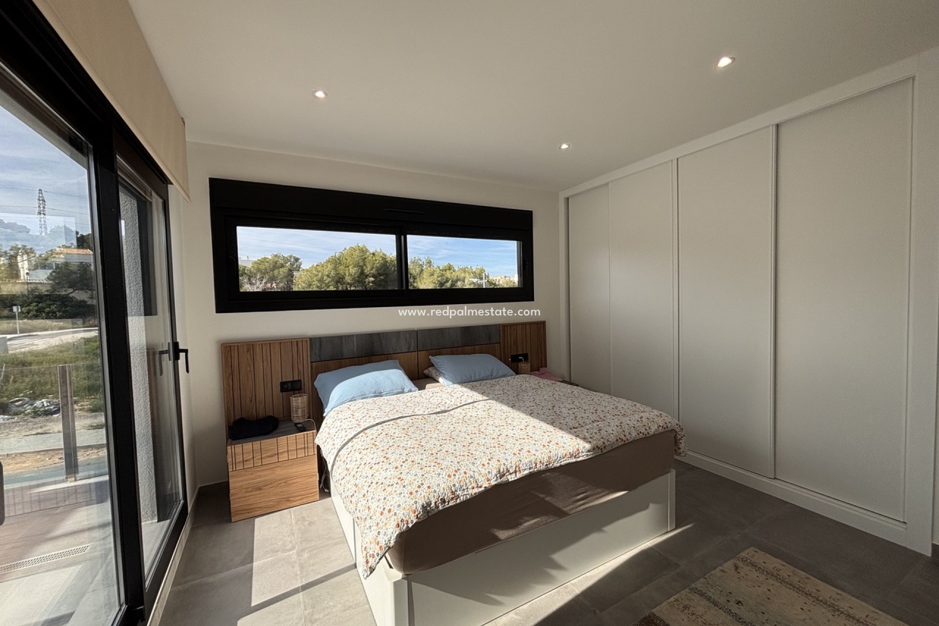 Återförsäljning - Villa -
Orihuela Costa - Villamartín