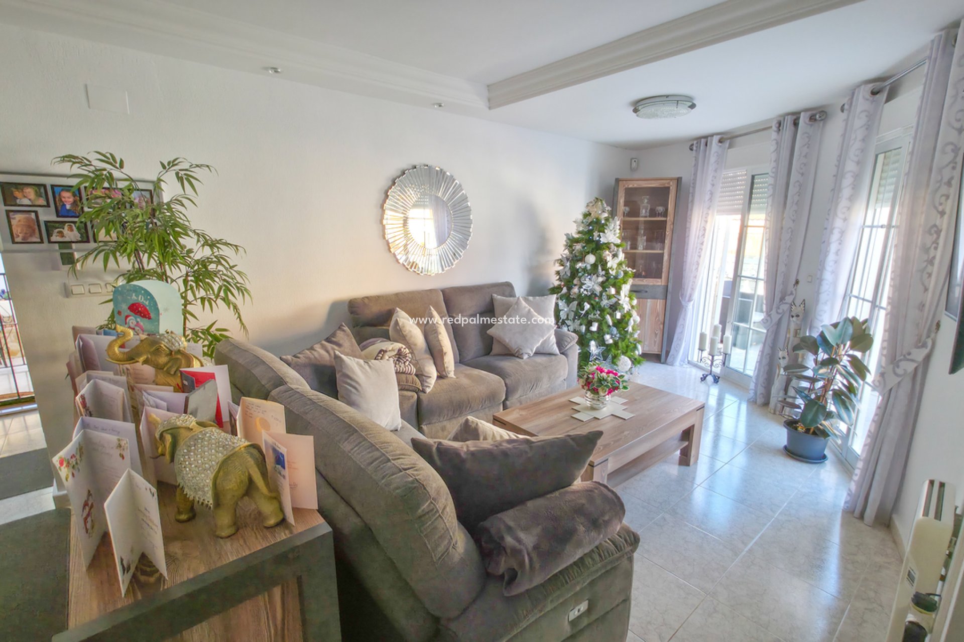 Återförsäljning - Villa -
Orihuela Costa - Villamartín