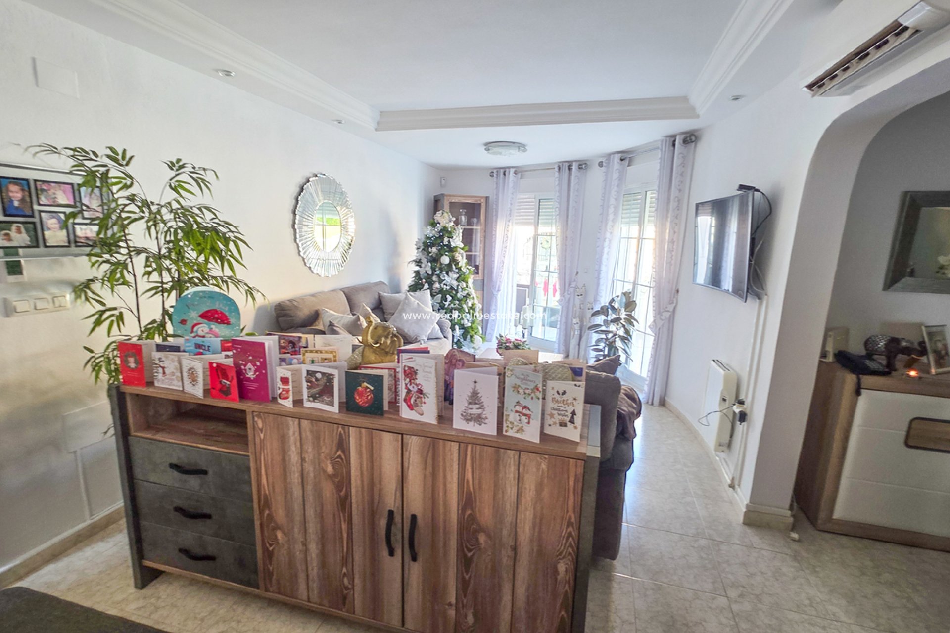 Återförsäljning - Villa -
Orihuela Costa - Villamartín