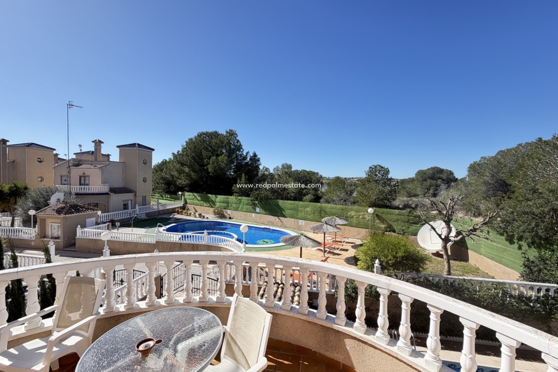 Återförsäljning - Villa -
Orihuela Costa - Villamartín