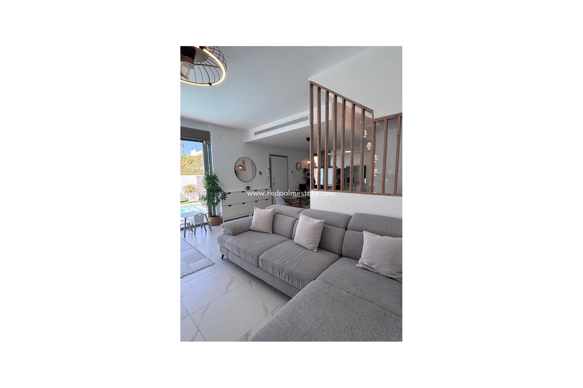 Återförsäljning - Villa -
Orihuela Costa - Villamartín