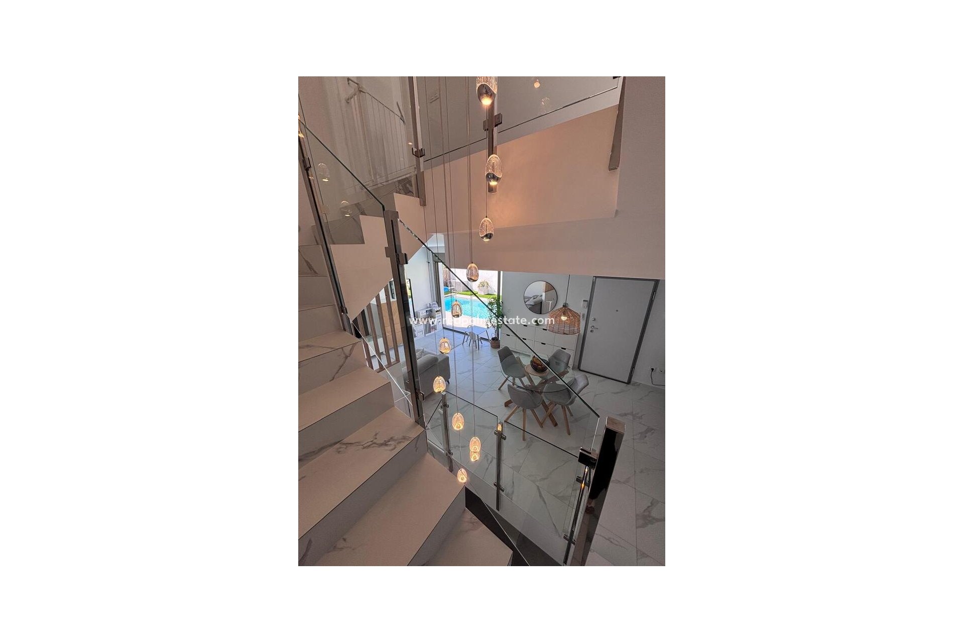 Återförsäljning - Villa -
Orihuela Costa - Villamartín