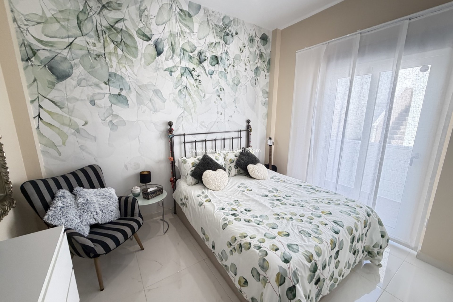 Återförsäljning - Villa -
Orihuela Costa - Villamartín