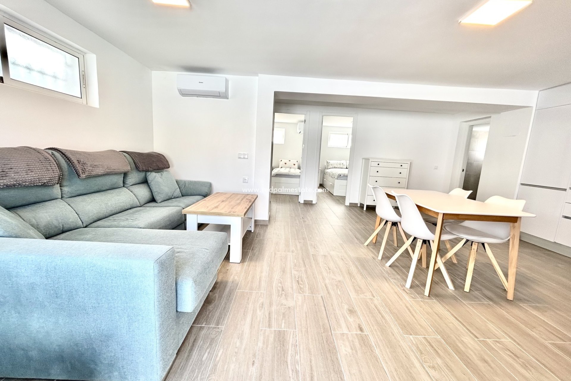 Återförsäljning - Villa -
Orihuela Costa - Villamartín