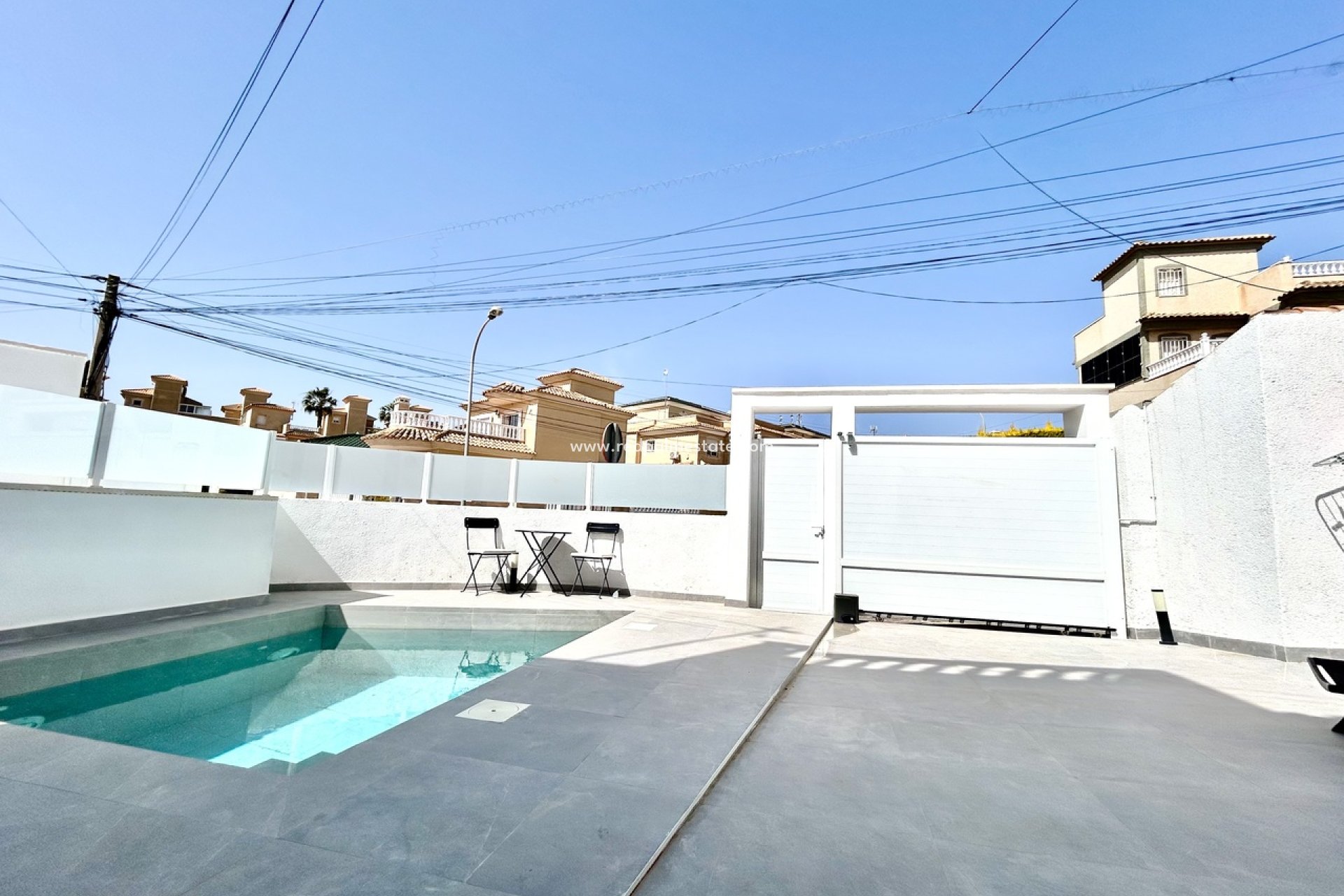 Återförsäljning - Villa -
Orihuela Costa - Villamartín