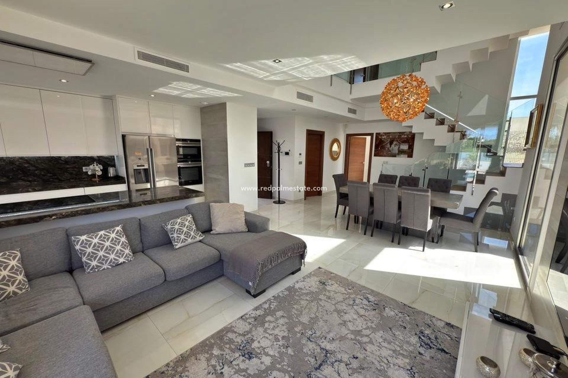 Återförsäljning - Villa -
Orihuela Costa - Villamartín