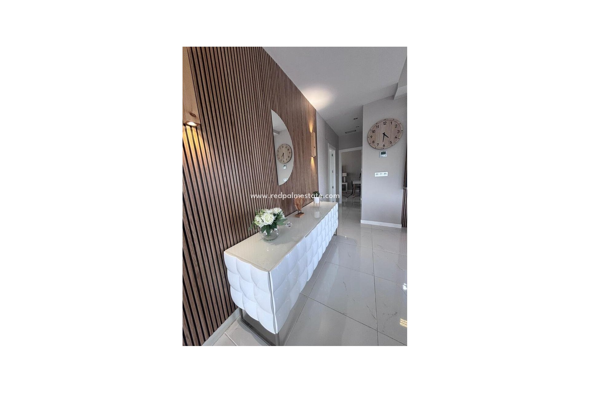 Återförsäljning - Villa -
Orihuela Costa - Villamartín