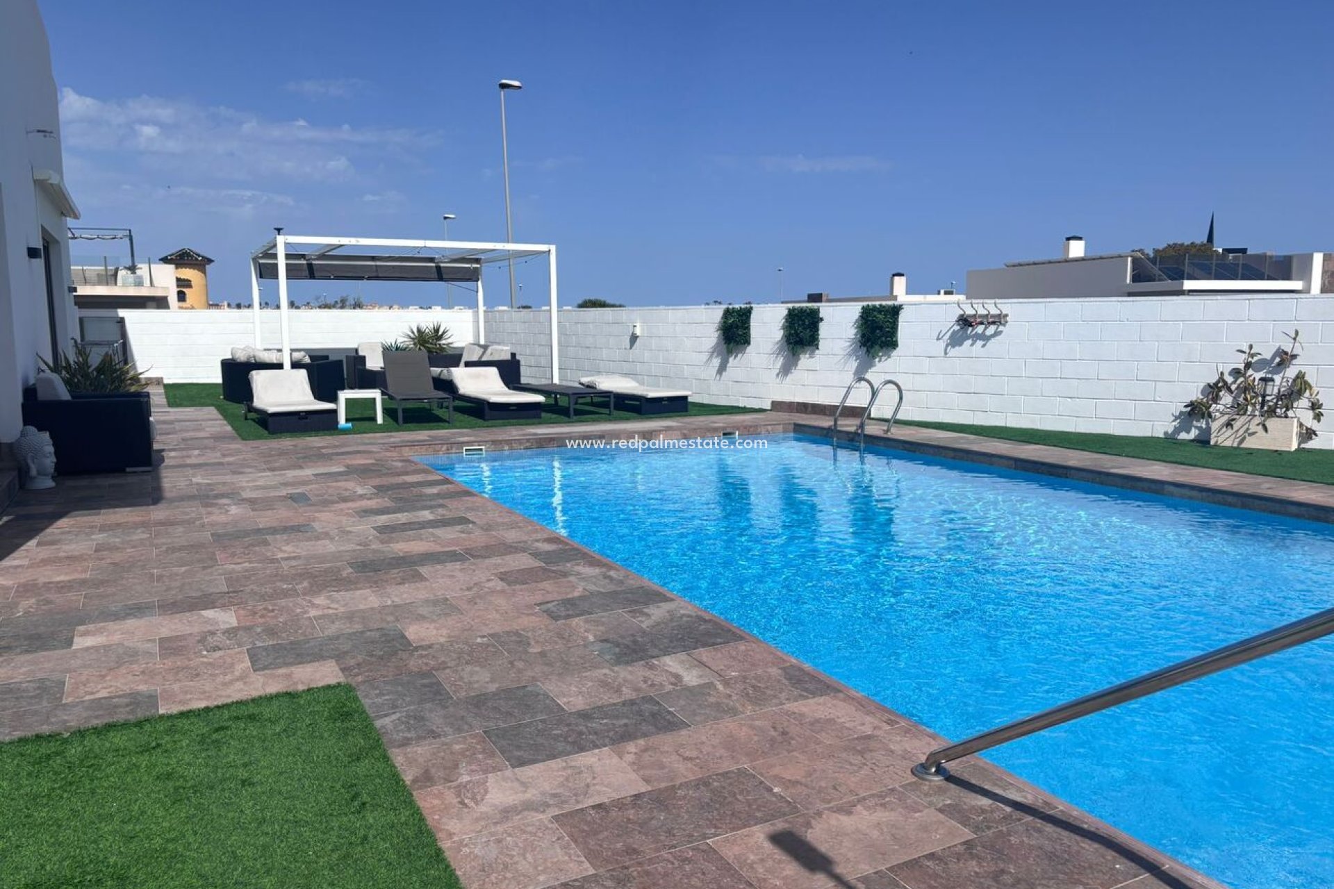 Återförsäljning - Villa -
Orihuela Costa - Villamartín