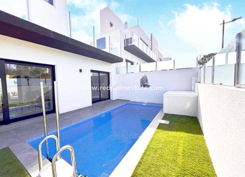 Återförsäljning - Villa -
Orihuela Costa - Villamartín