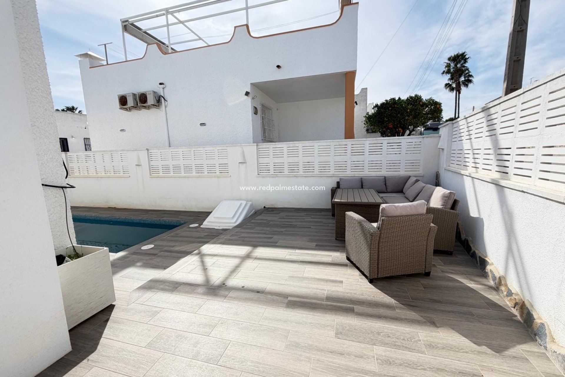 Återförsäljning - Villa -
Orihuela Costa - Villamartín