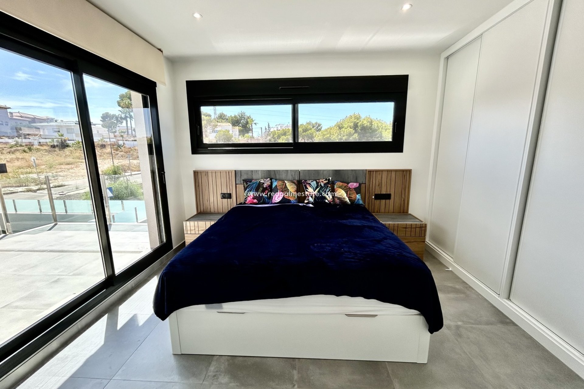 Återförsäljning - Villa -
Orihuela Costa - Villamartín
