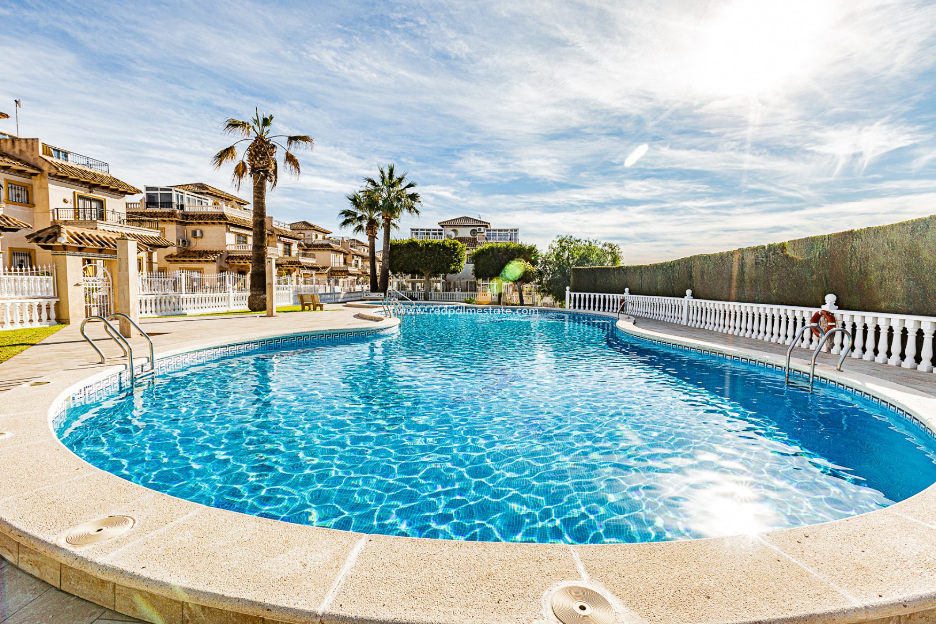 Återförsäljning - Villa -
Orihuela Costa - Villas San Jose
