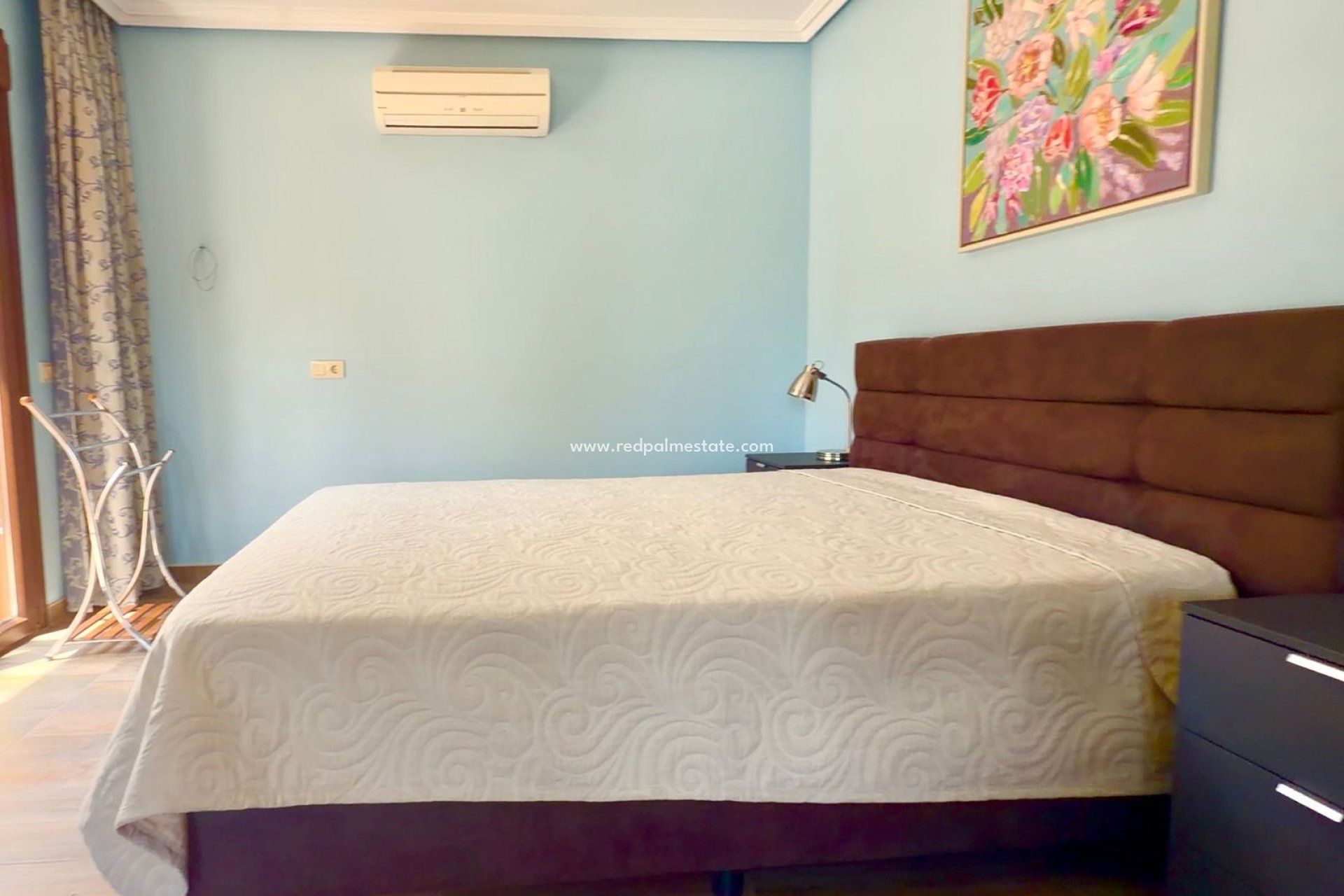 Återförsäljning - Villa -
Orihuela Costa