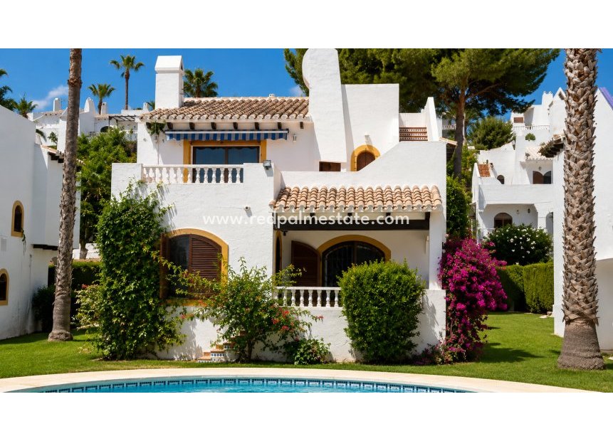 Återförsäljning - Villa -
Orihuela Costa