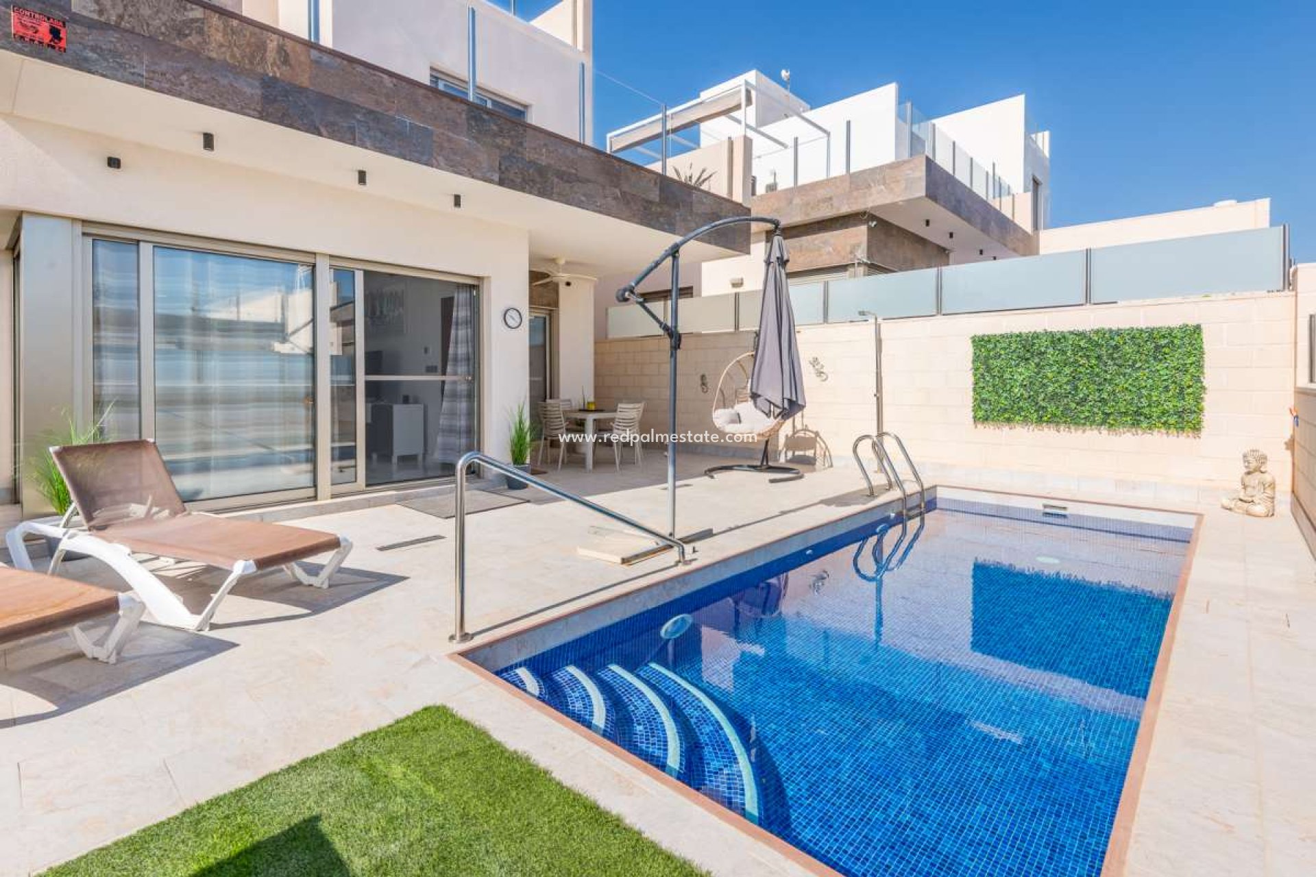 Återförsäljning - Villa -
Orihuela Costa