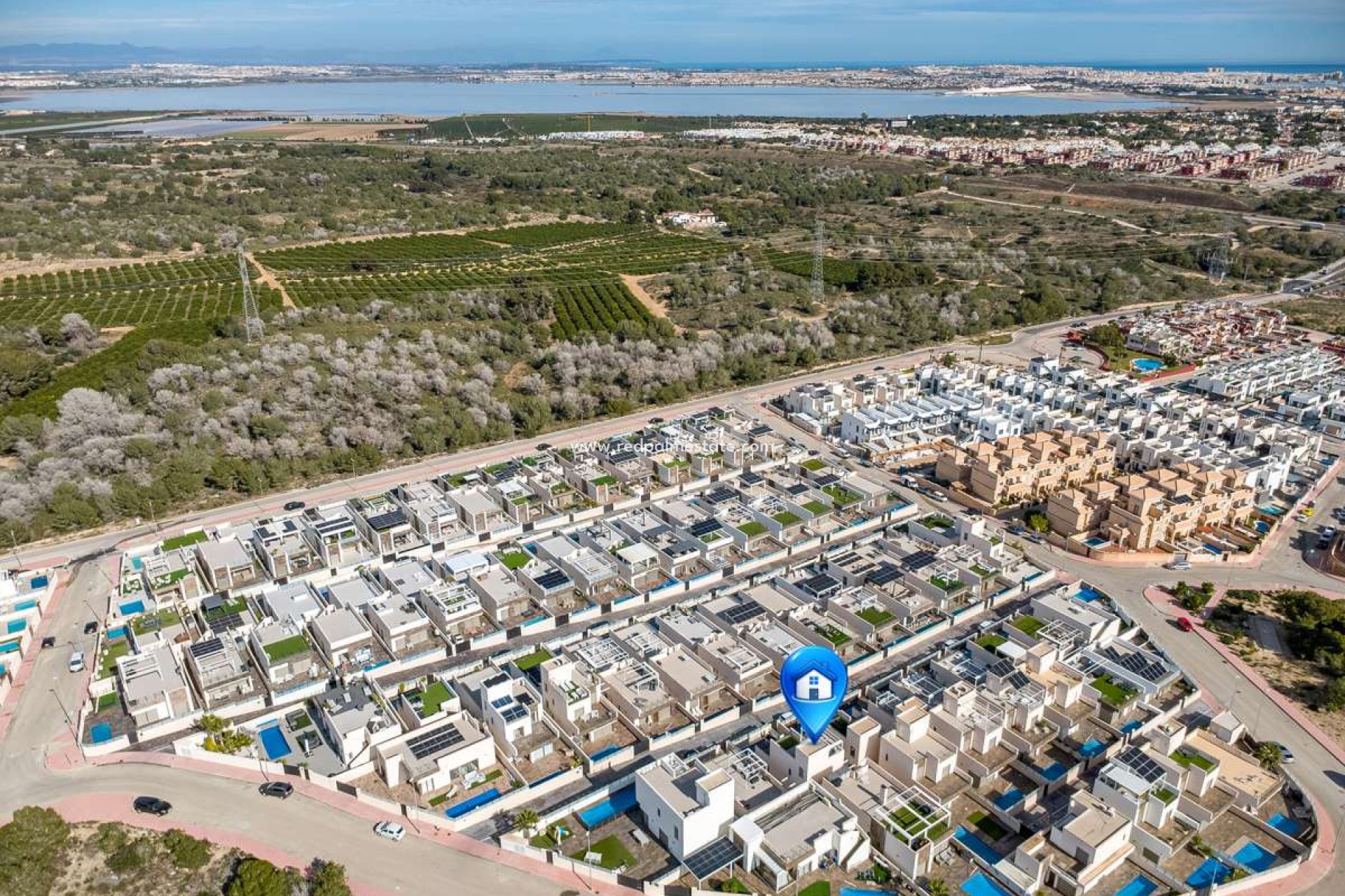 Återförsäljning - Villa -
Orihuela Costa