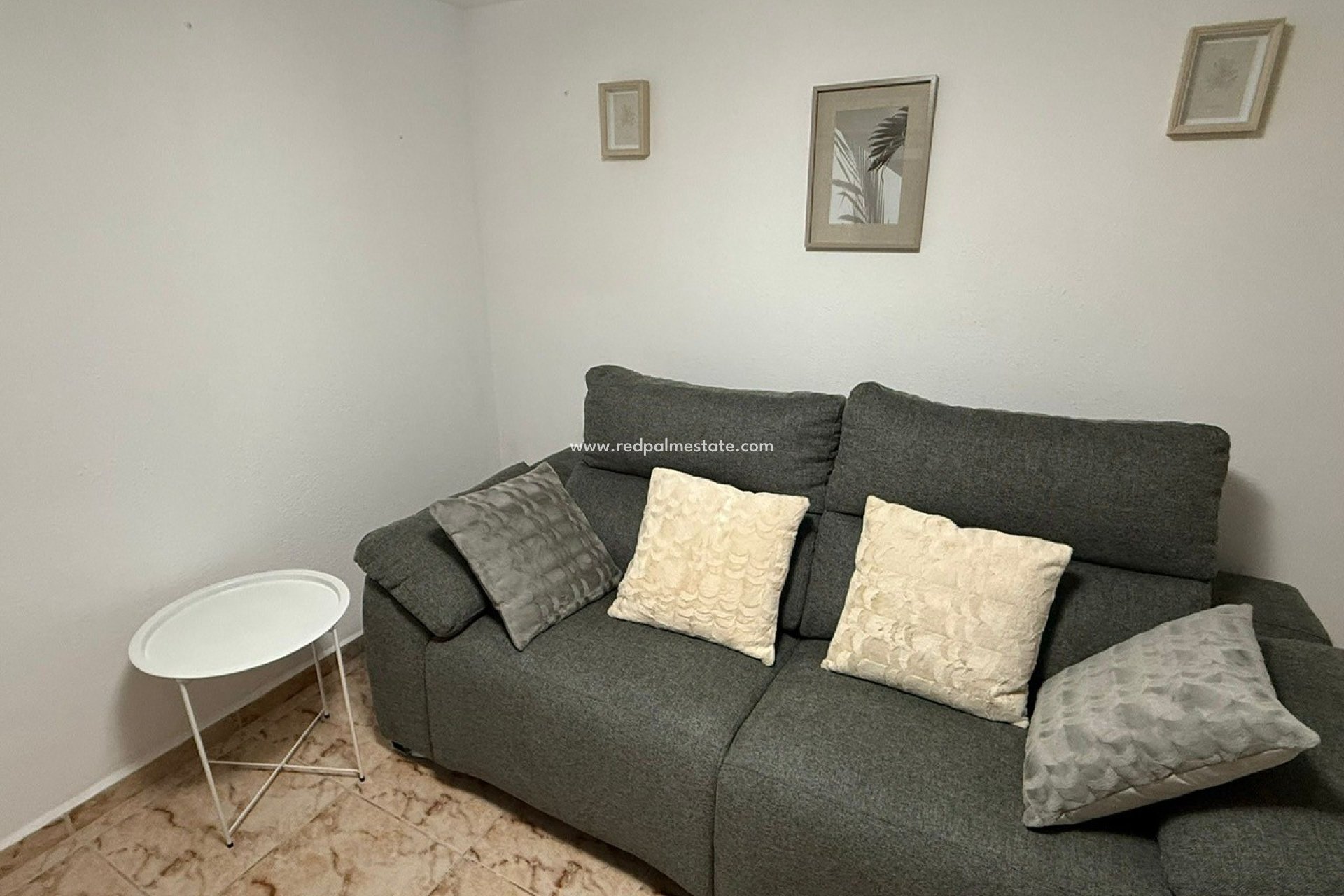Återförsäljning - Villa -
Orihuela Costa
