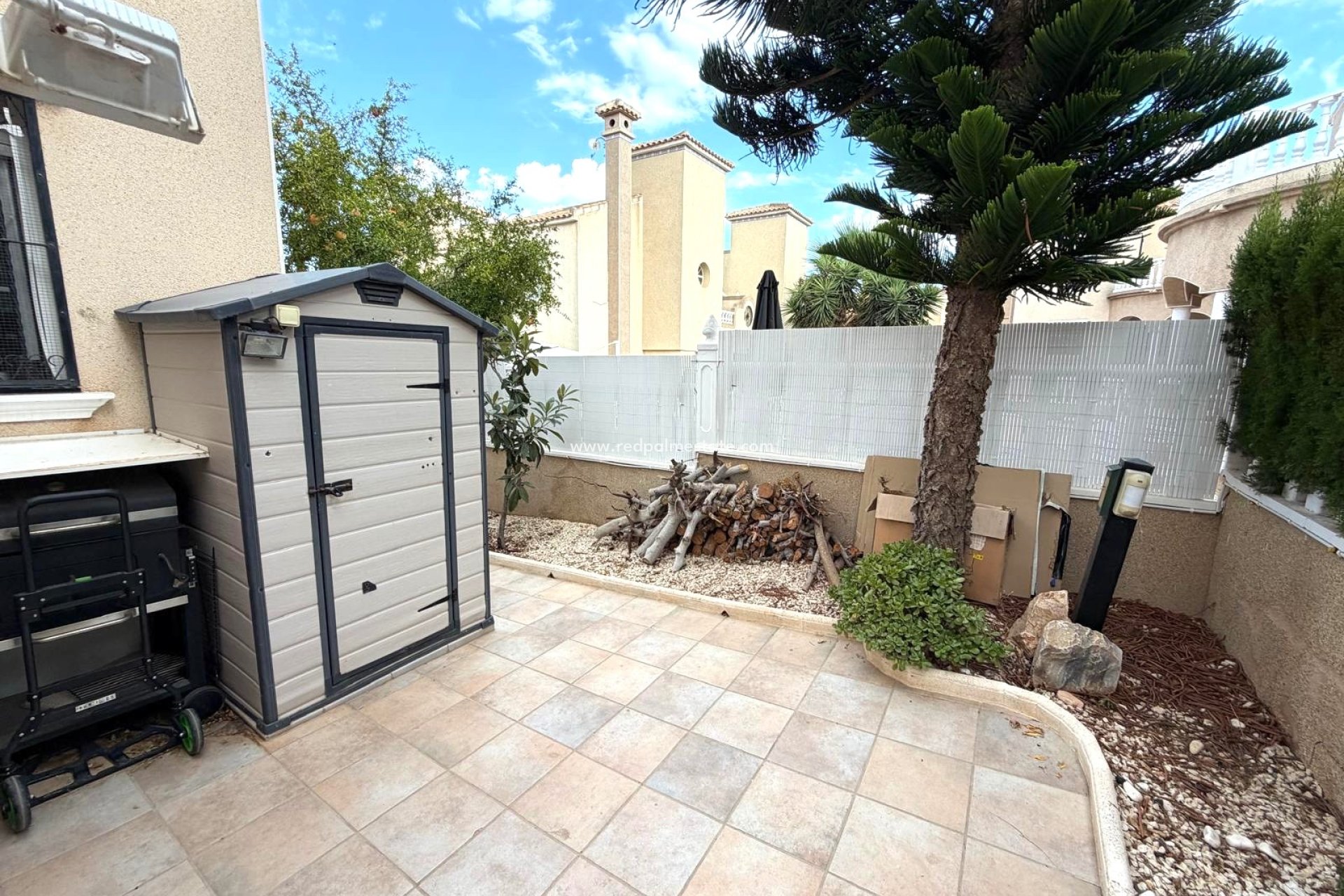 Återförsäljning - Villa -
Orihuela Costa