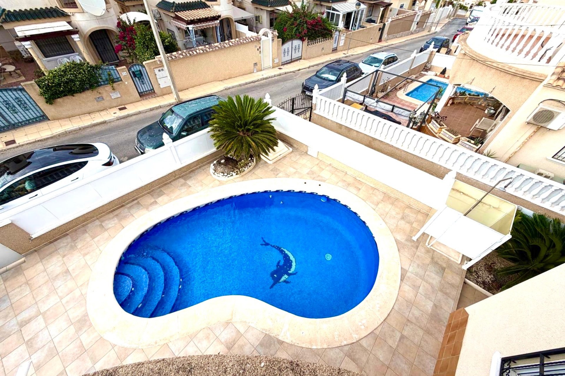 Återförsäljning - Villa -
Orihuela Costa