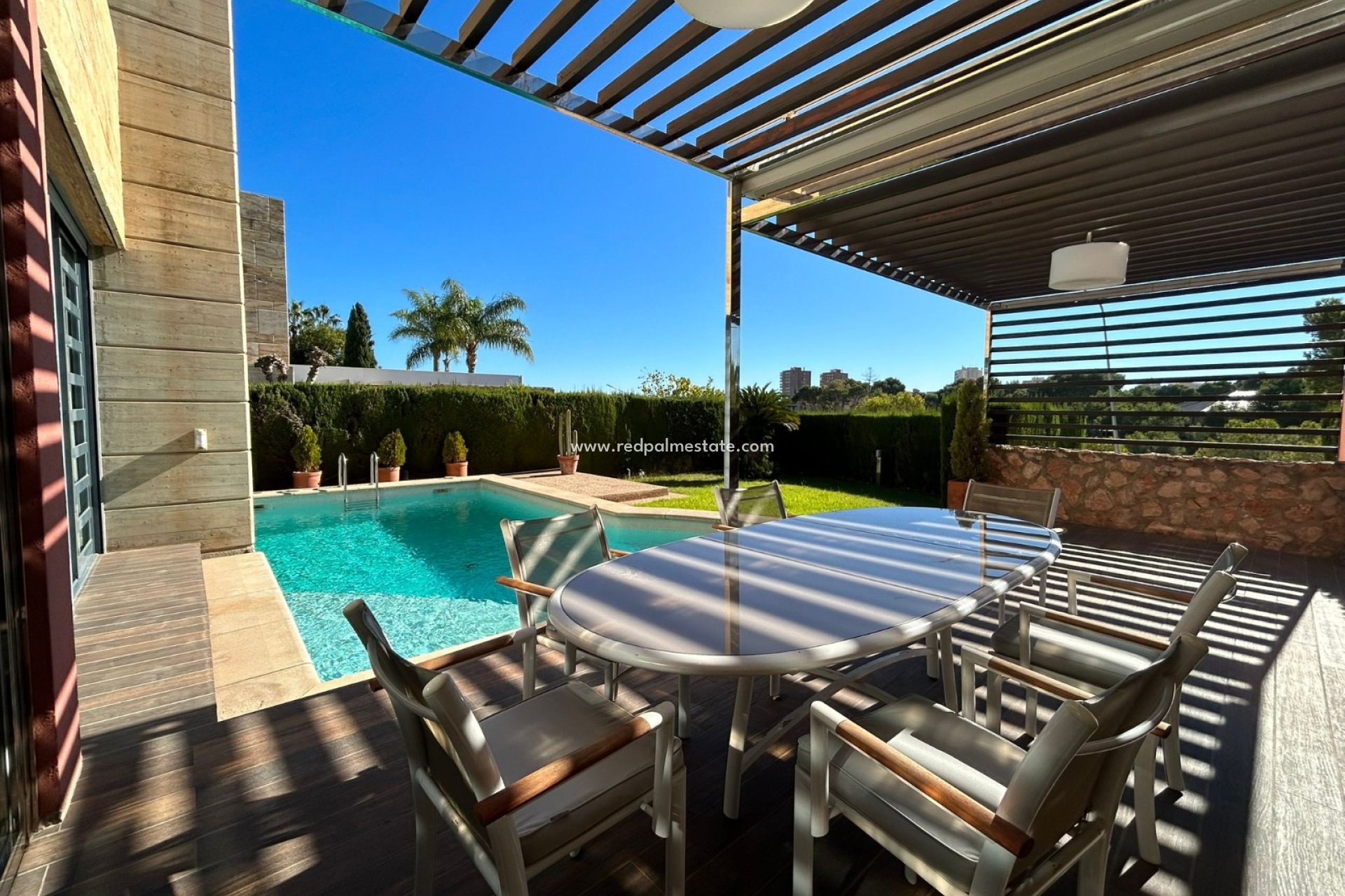 Återförsäljning - Villa -
Orihuela Costa