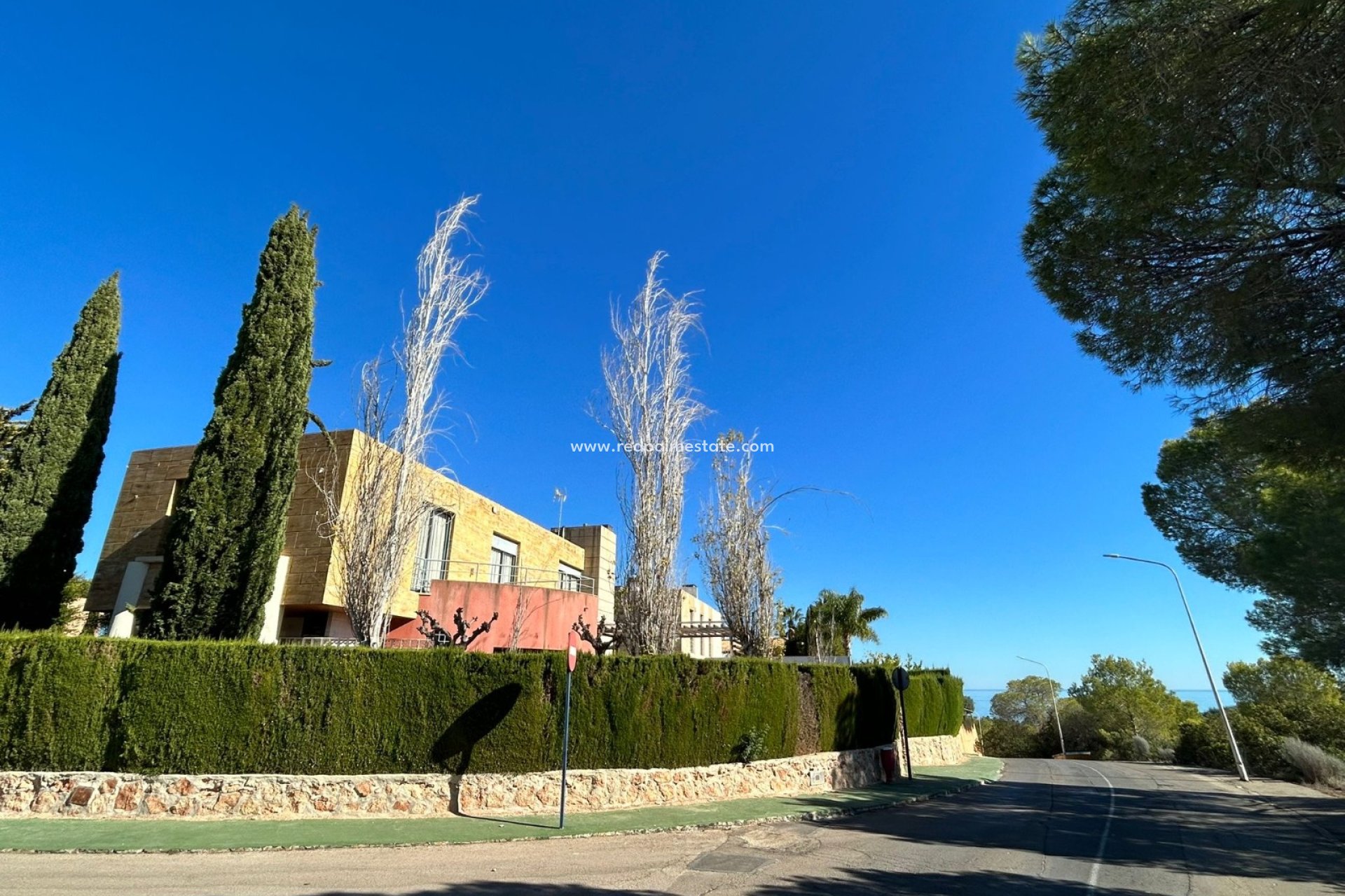 Återförsäljning - Villa -
Orihuela Costa
