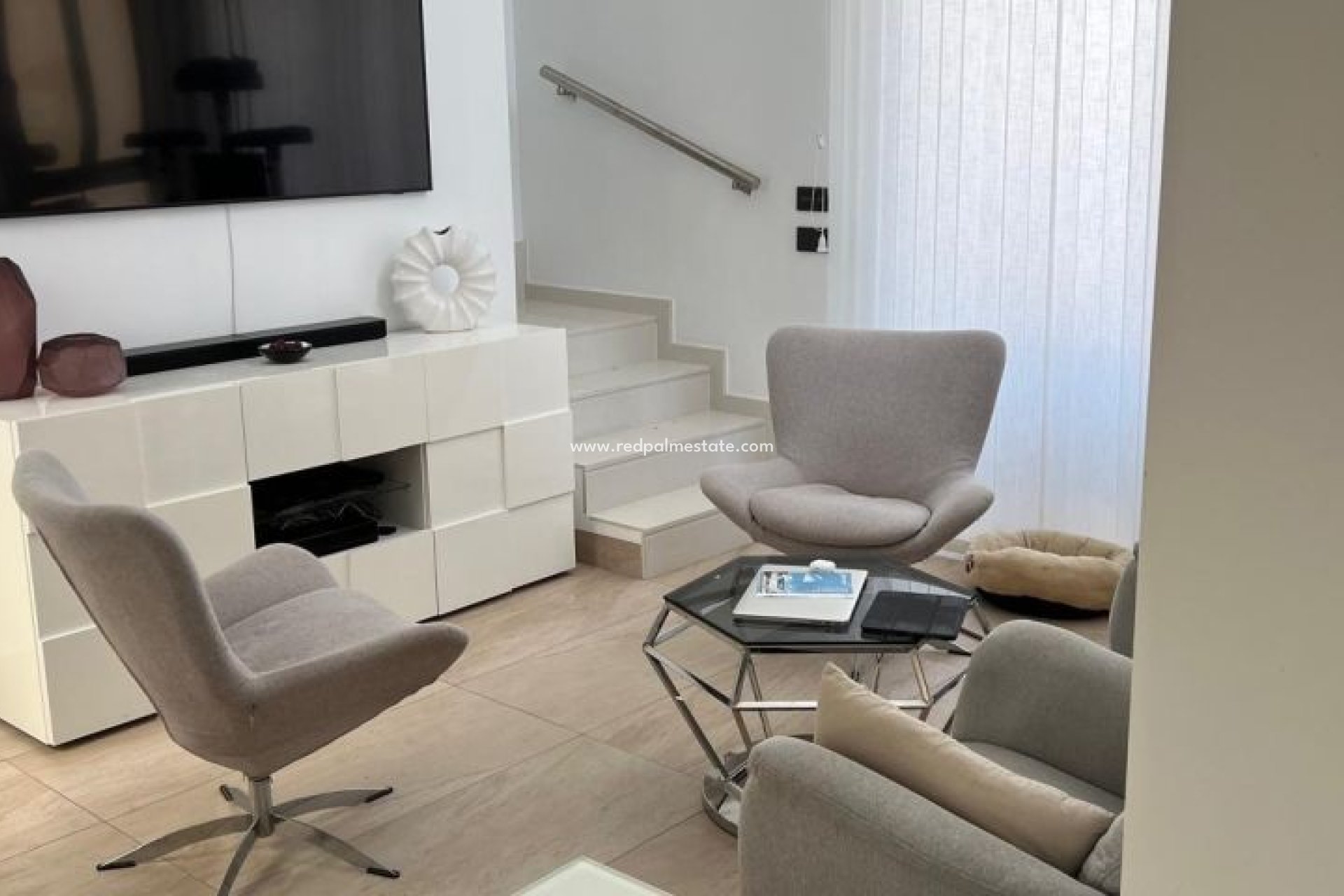 Återförsäljning - Villa -
Orihuela Costa