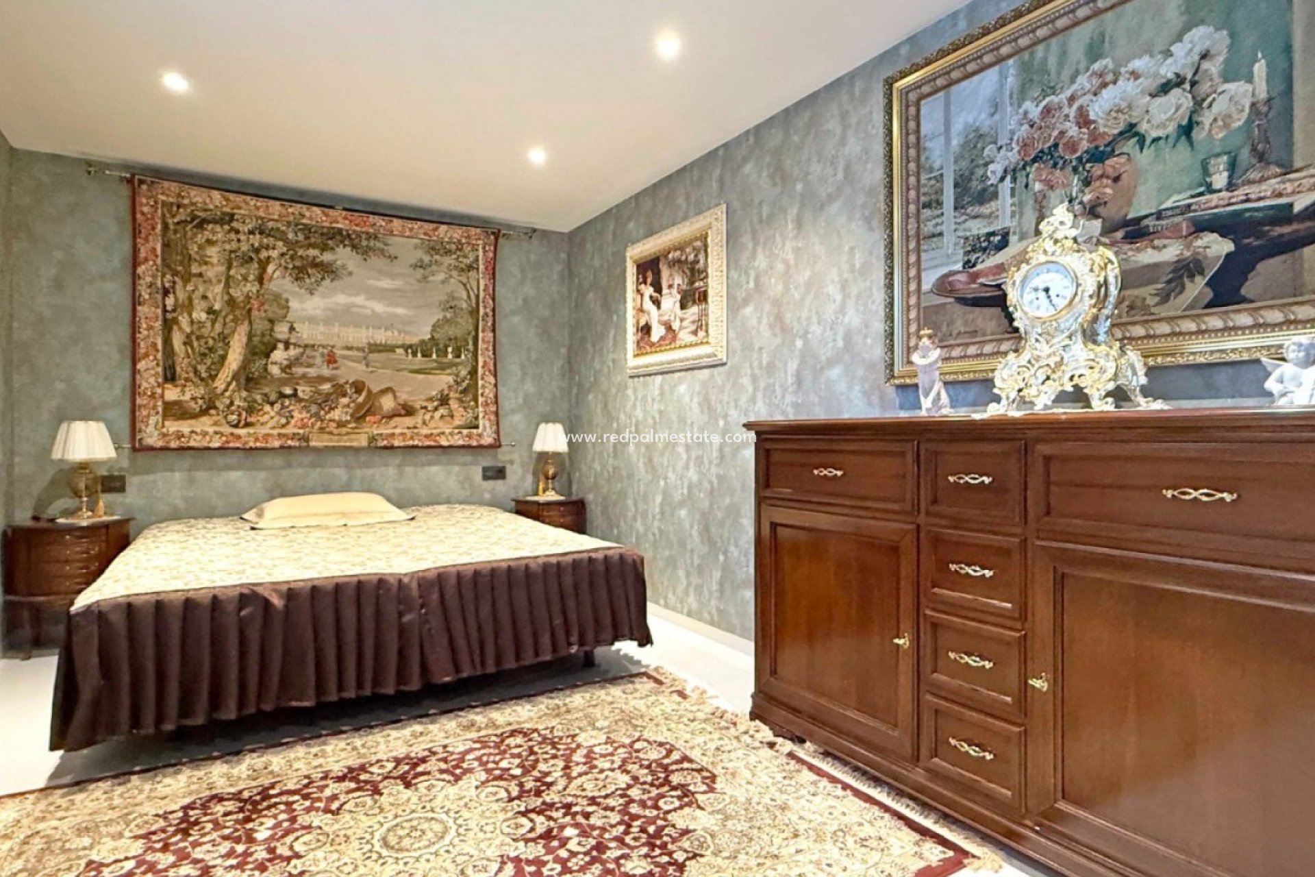 Återförsäljning - Villa -
Orihuela Costa