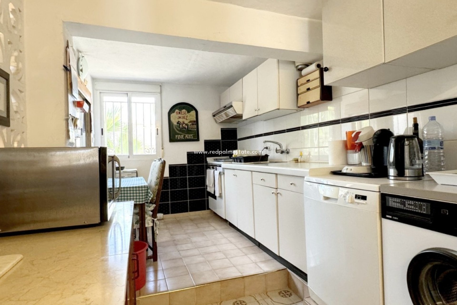 Återförsäljning - Villa -
Orihuela Costa