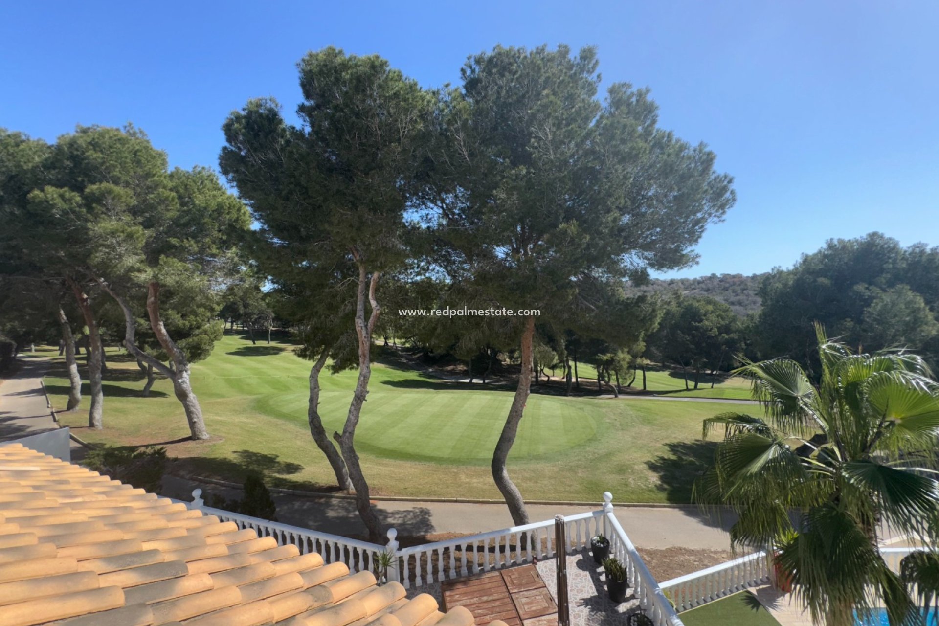 Återförsäljning - Villa -
Orihuela Costa