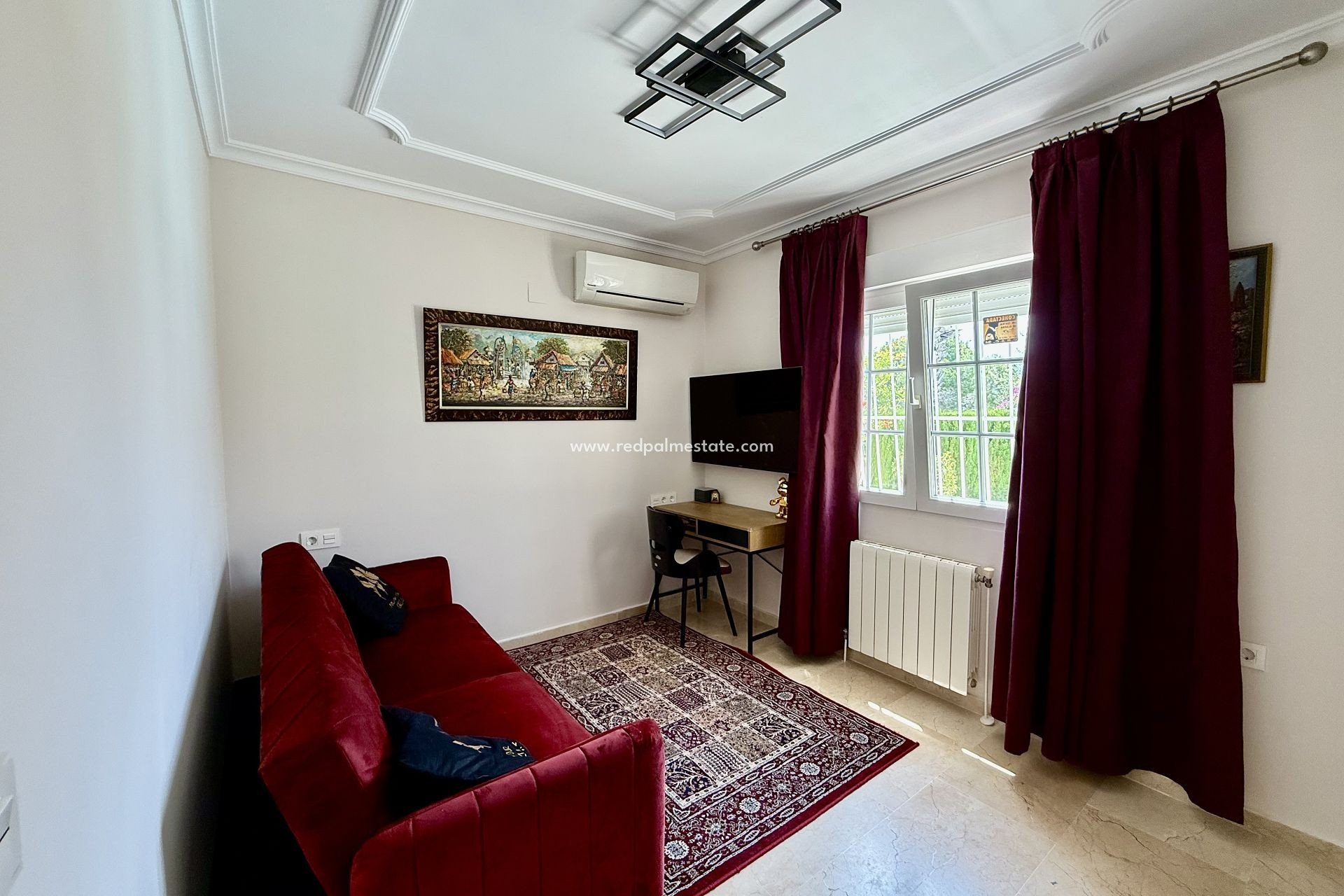 Återförsäljning - Villa -
Orihuela Costa