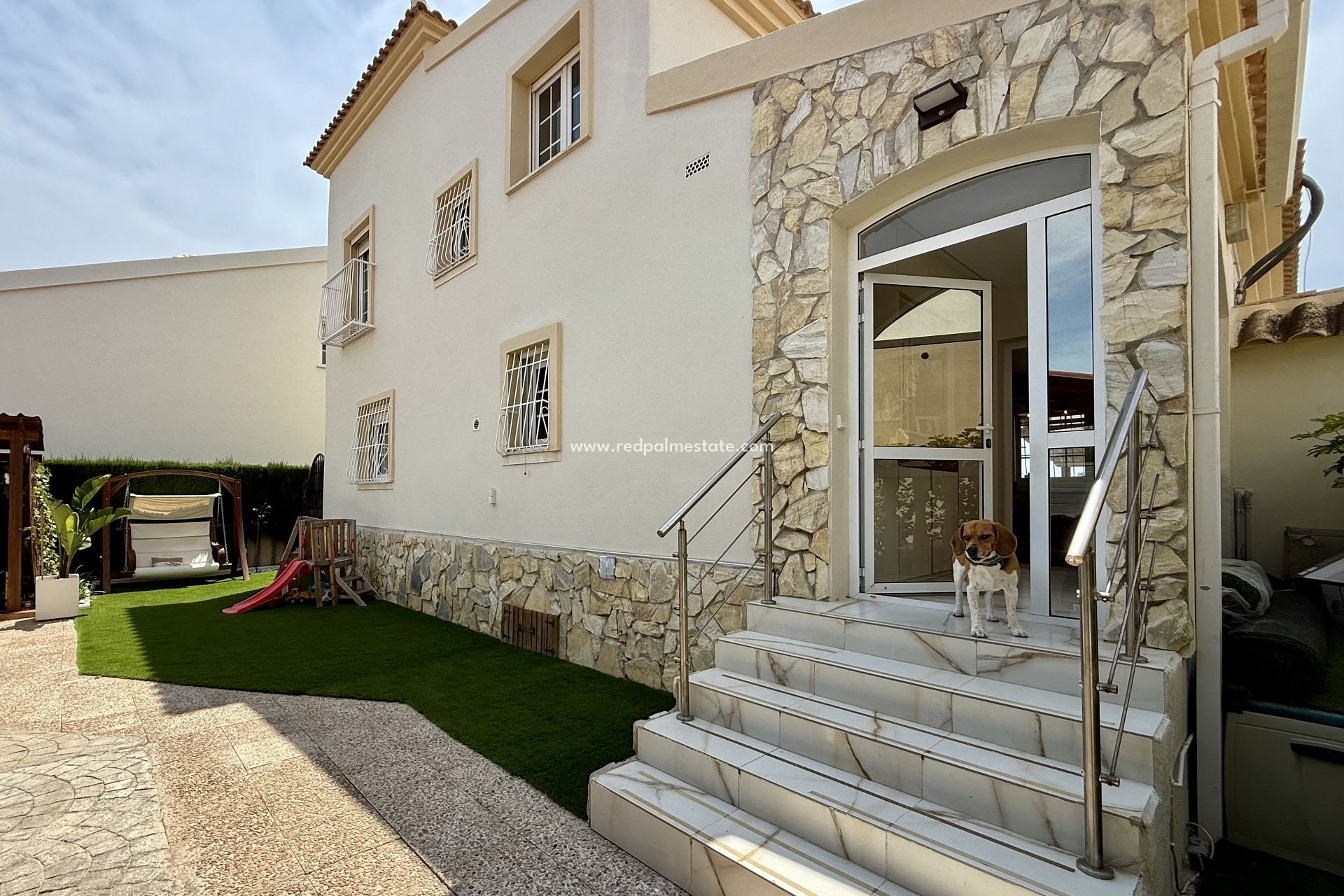 Återförsäljning - Villa -
Orihuela Costa