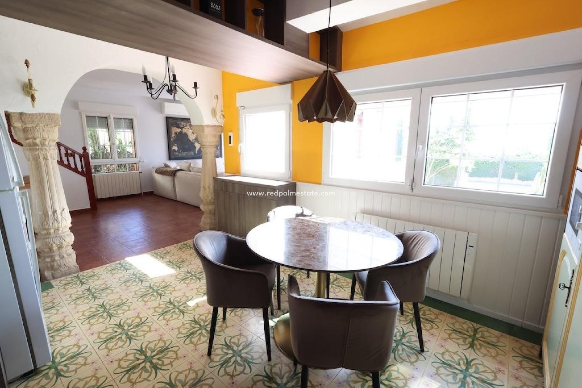 Återförsäljning - Villa -
Orihuela Costa