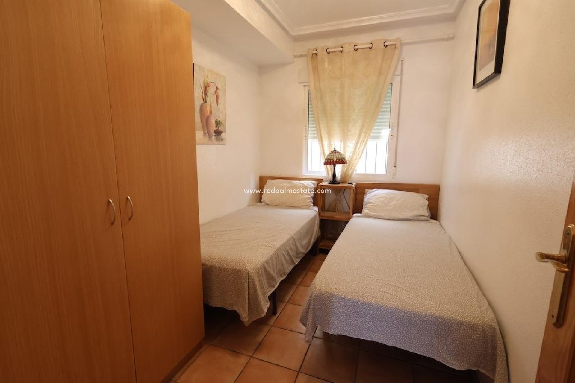 Återförsäljning - Villa -
Orihuela Costa