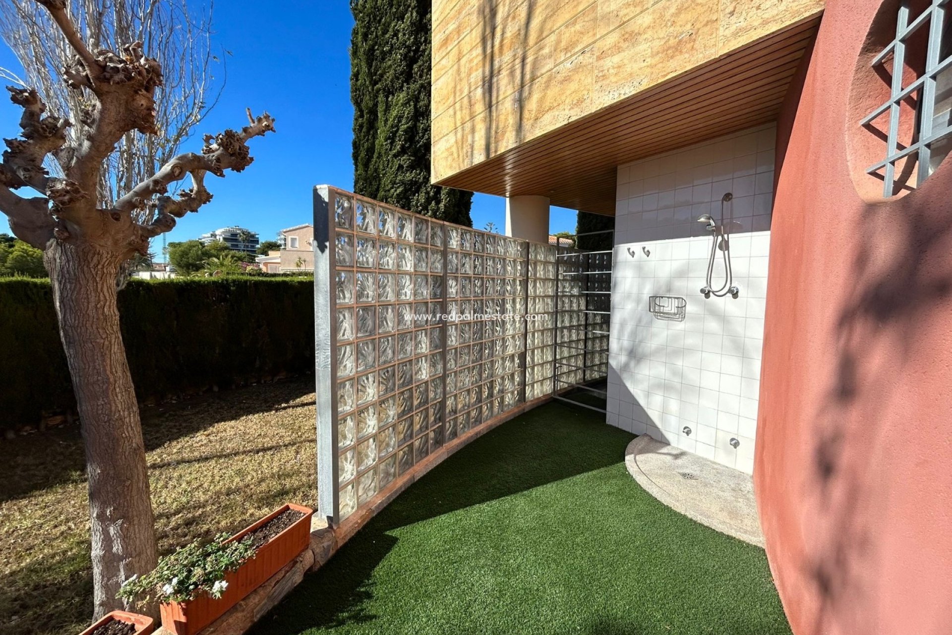 Återförsäljning - Villa -
Orihuela Costa