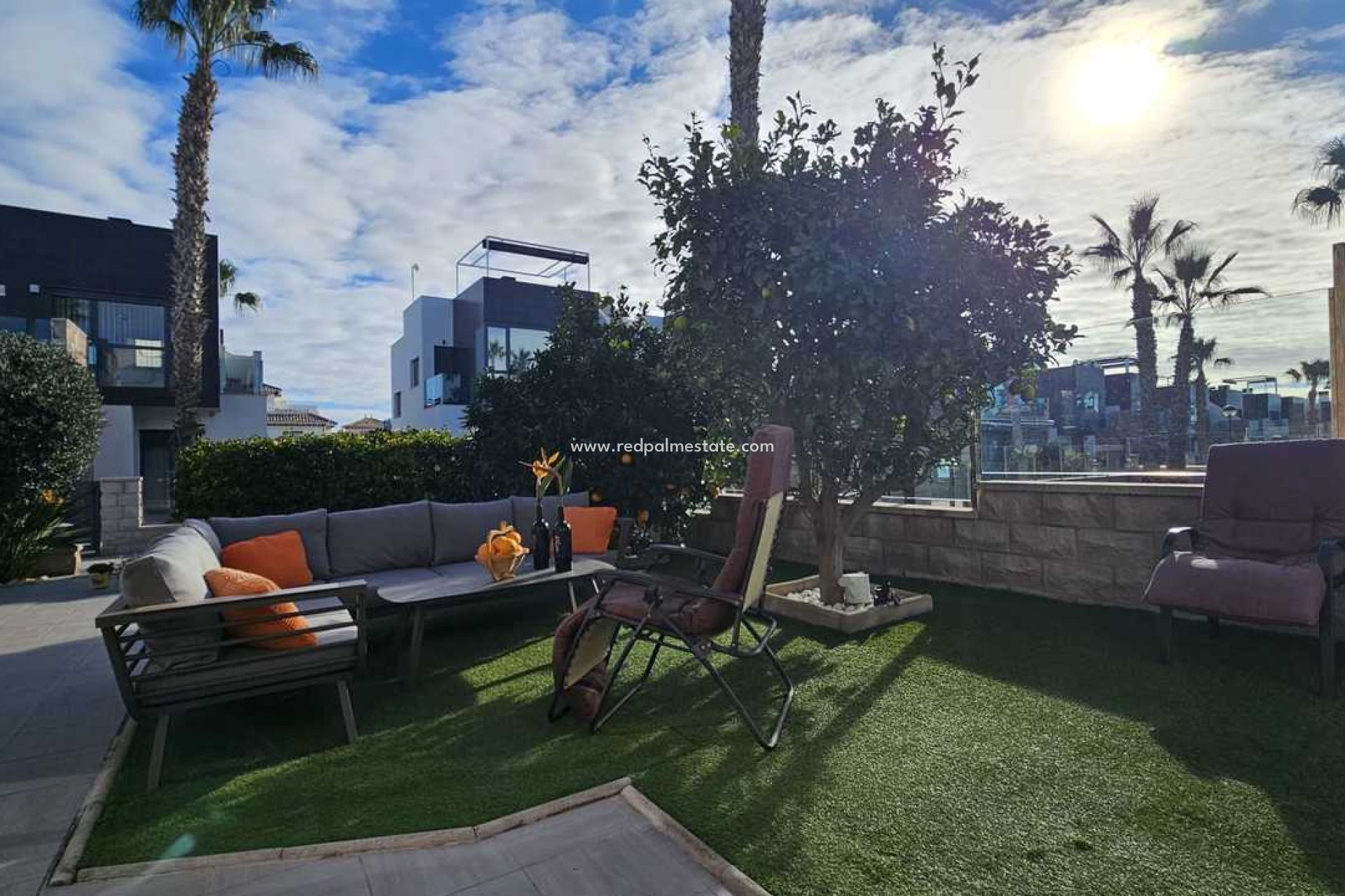 Återförsäljning - Villa -
Orihuela Costa