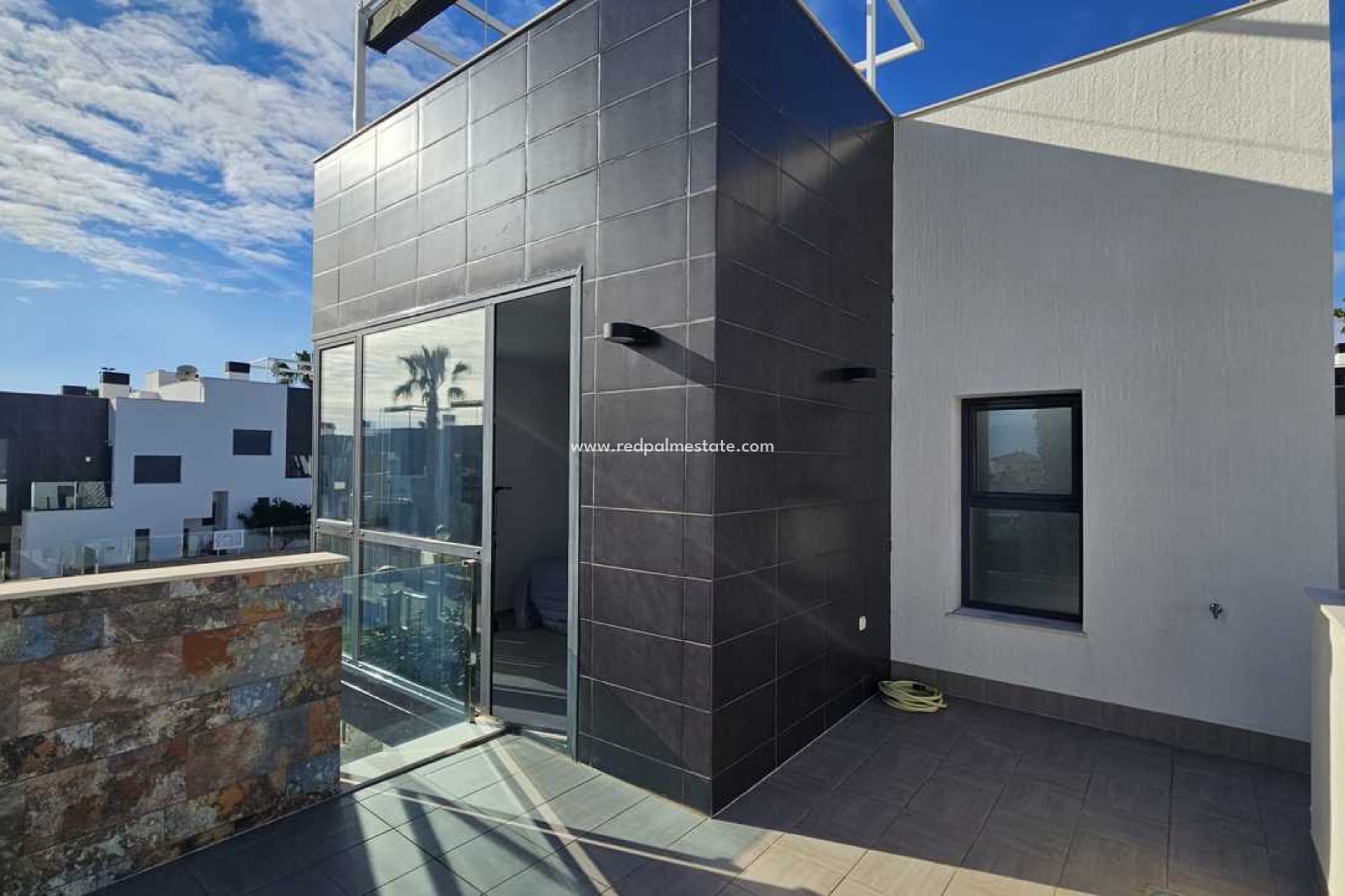 Återförsäljning - Villa -
Orihuela Costa