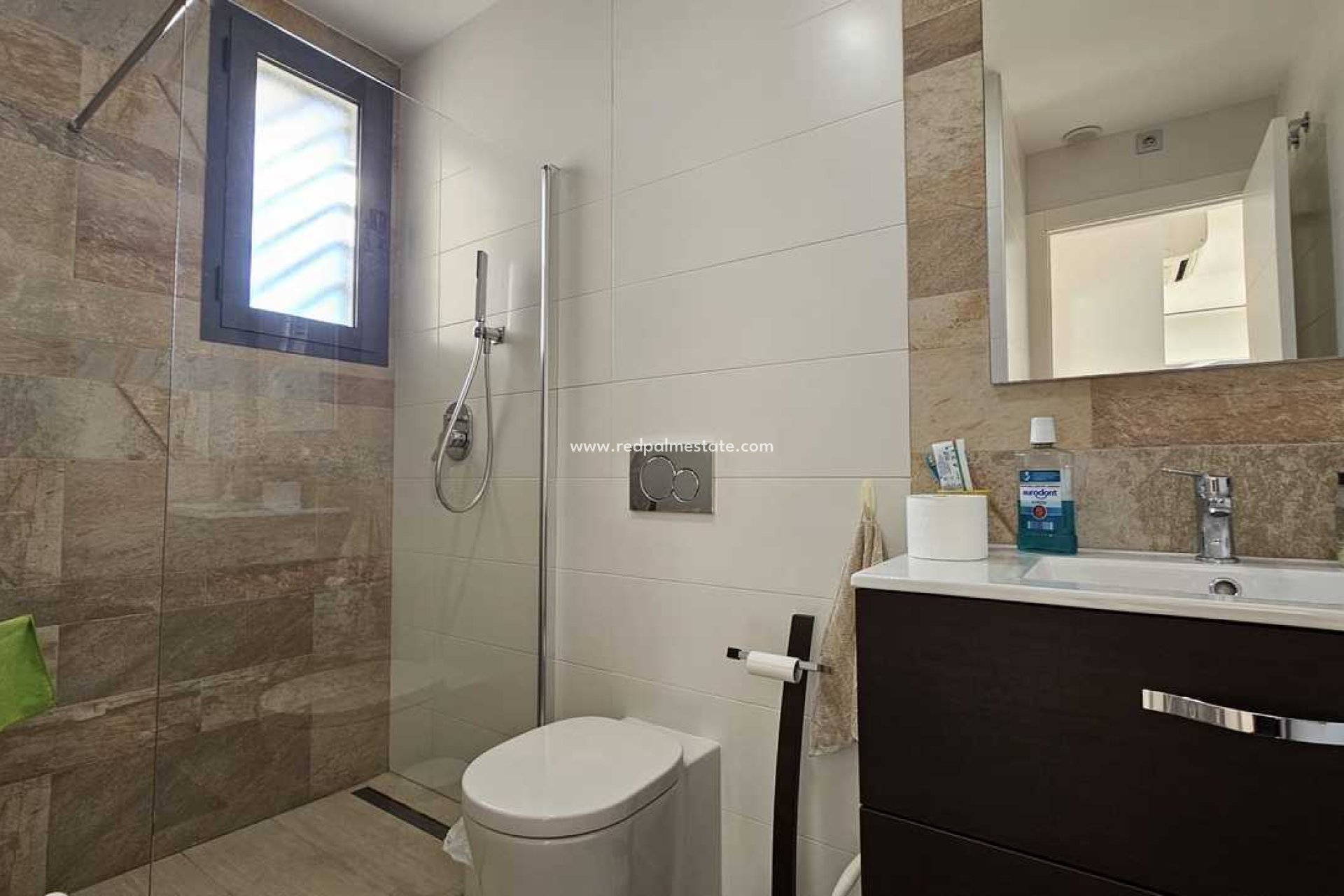 Återförsäljning - Villa -
Orihuela Costa