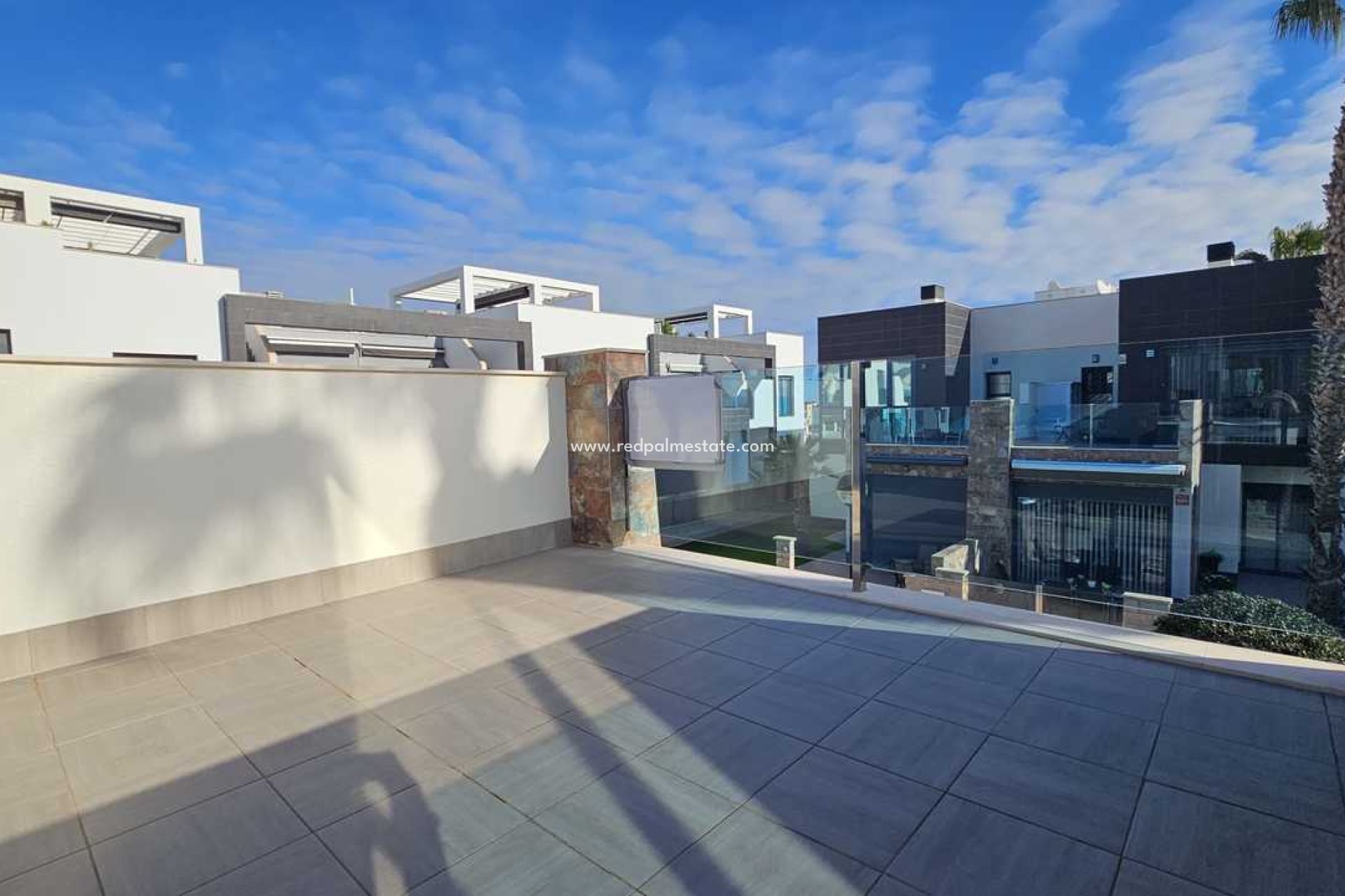 Återförsäljning - Villa -
Orihuela Costa