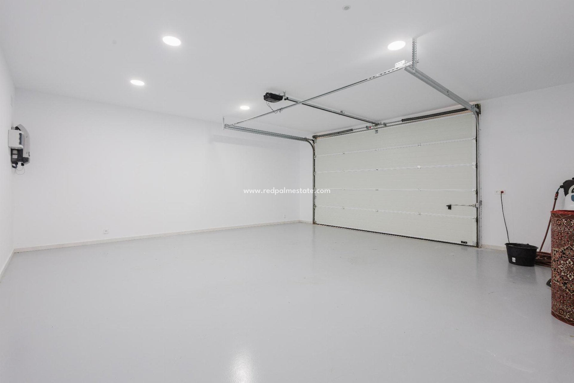 Återförsäljning - Villa -
Orihuela Costa