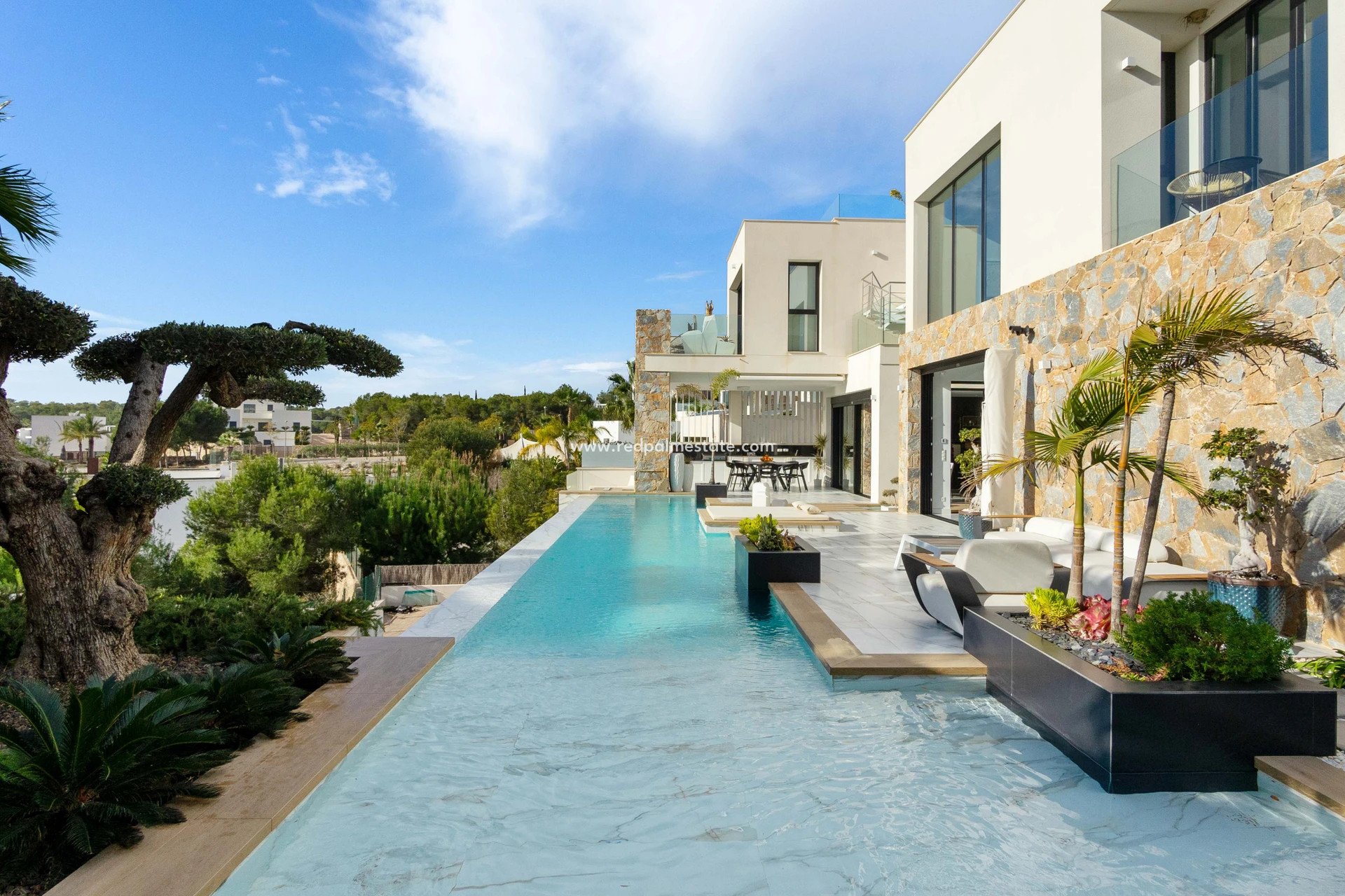 Återförsäljning - Villa -
Orihuela Costa