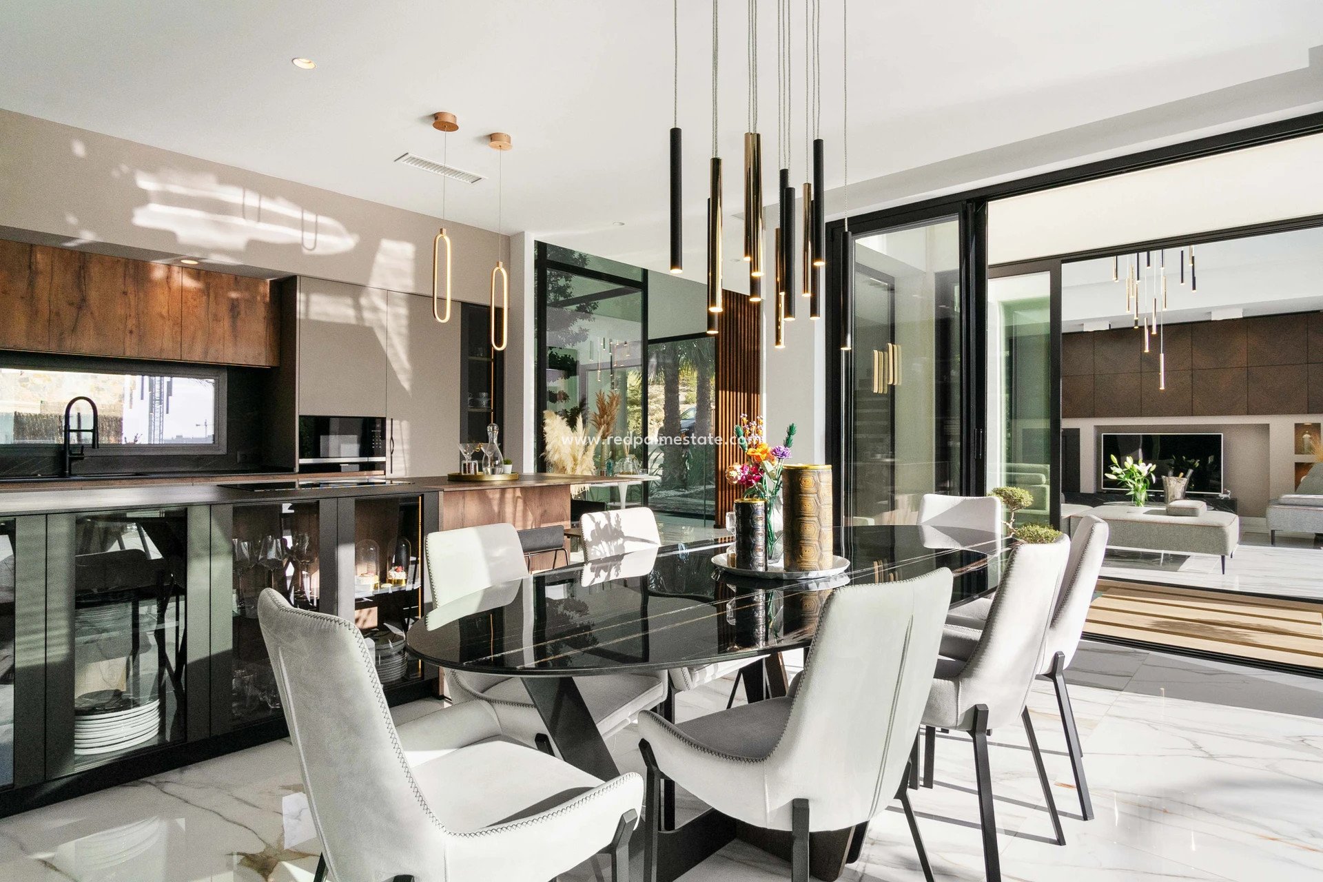 Återförsäljning - Villa -
Orihuela Costa