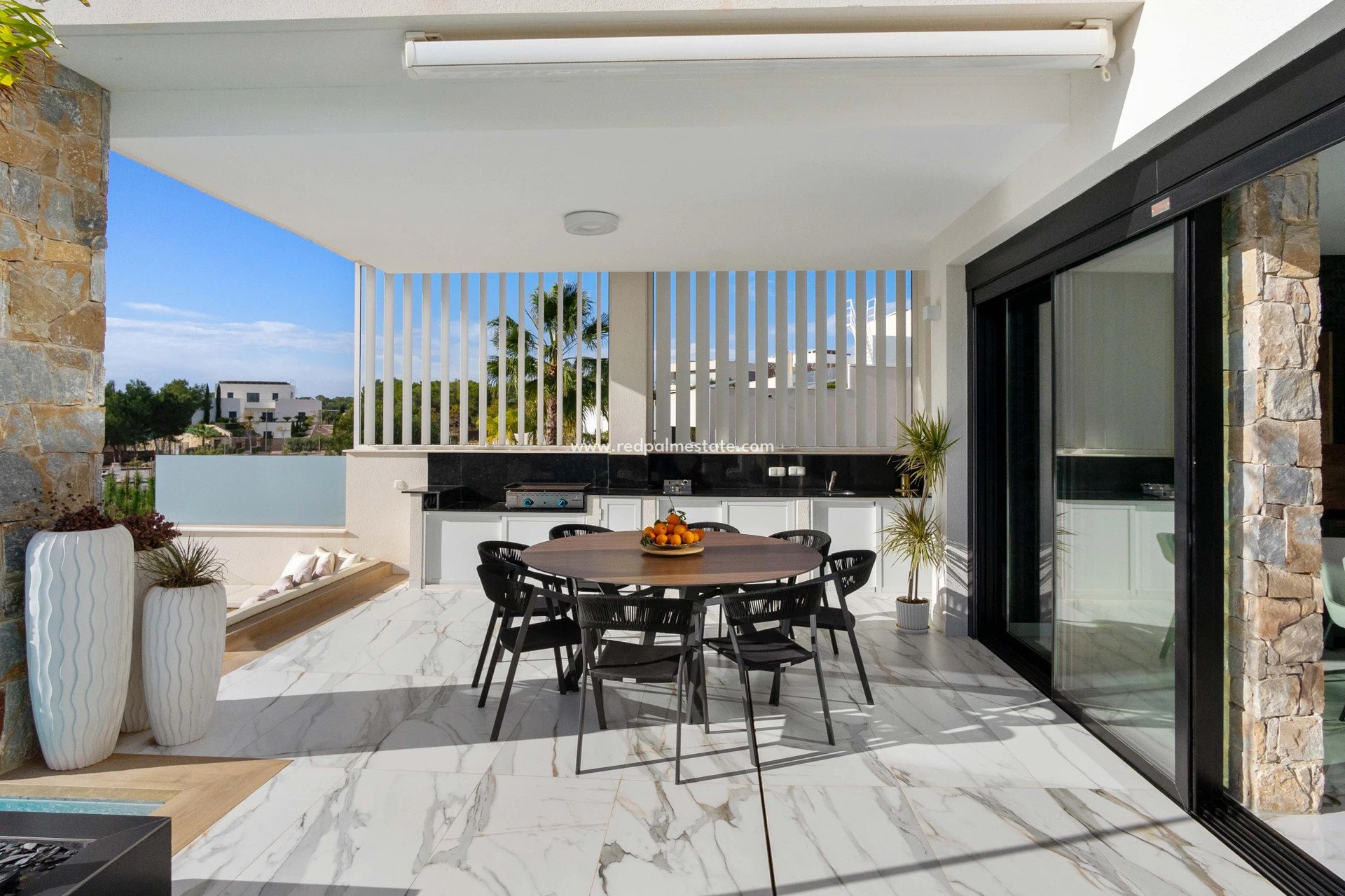 Återförsäljning - Villa -
Orihuela Costa