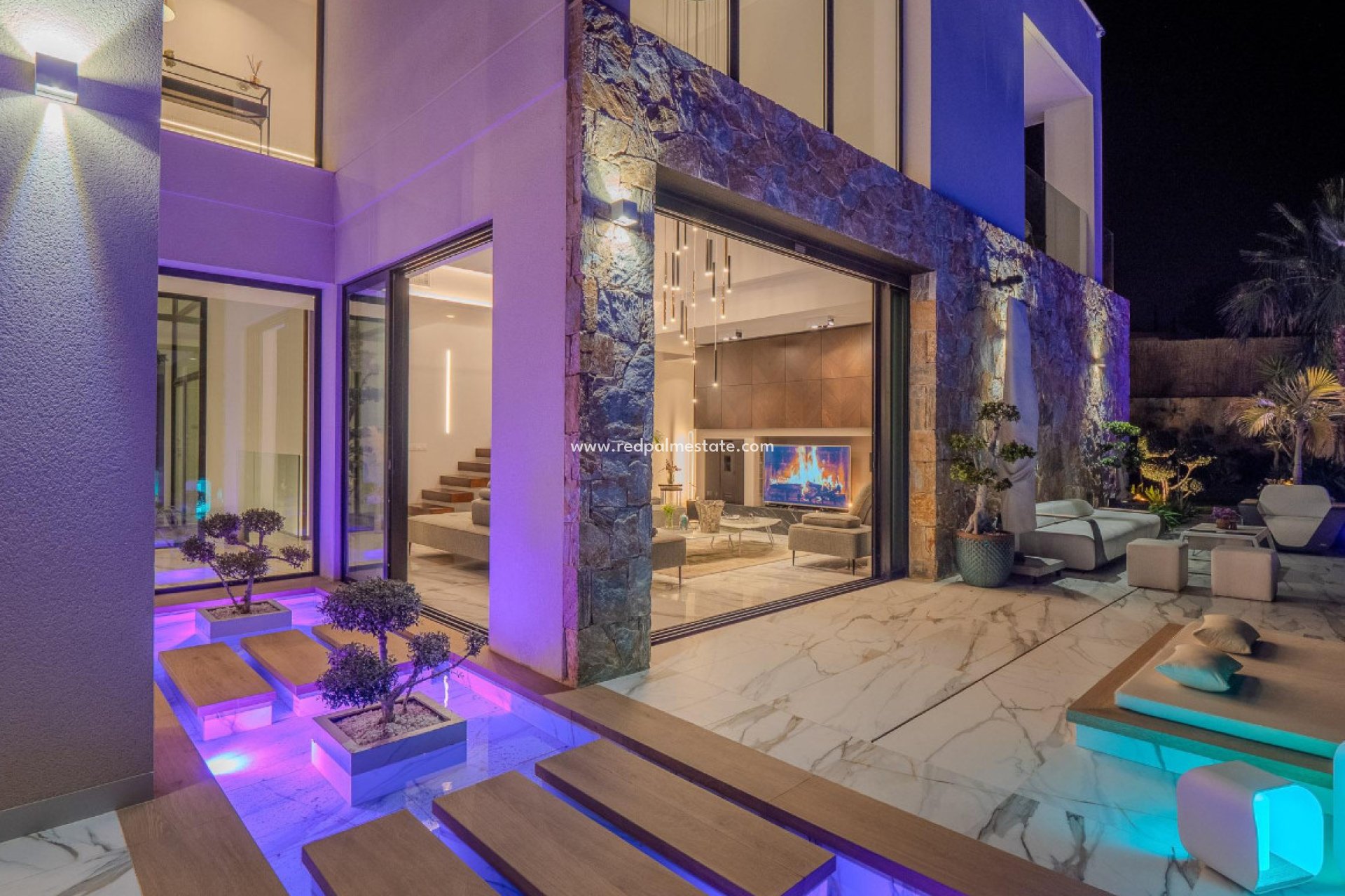 Återförsäljning - Villa -
Orihuela Costa